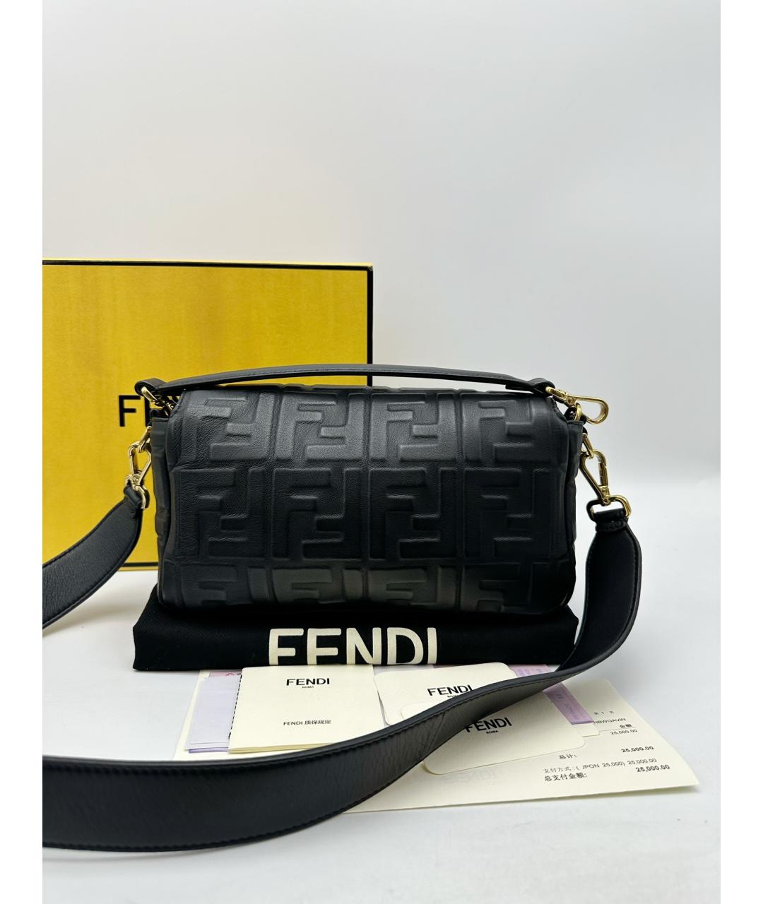 FENDI Черная кожаная сумка через плечо, фото 4