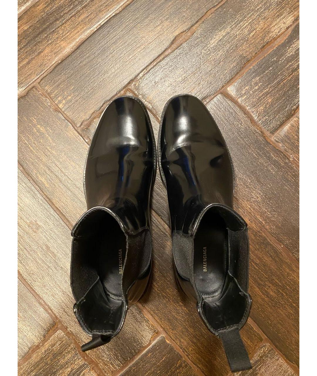 BALENCIAGA Черные ботинки из лакированной кожи, фото 3