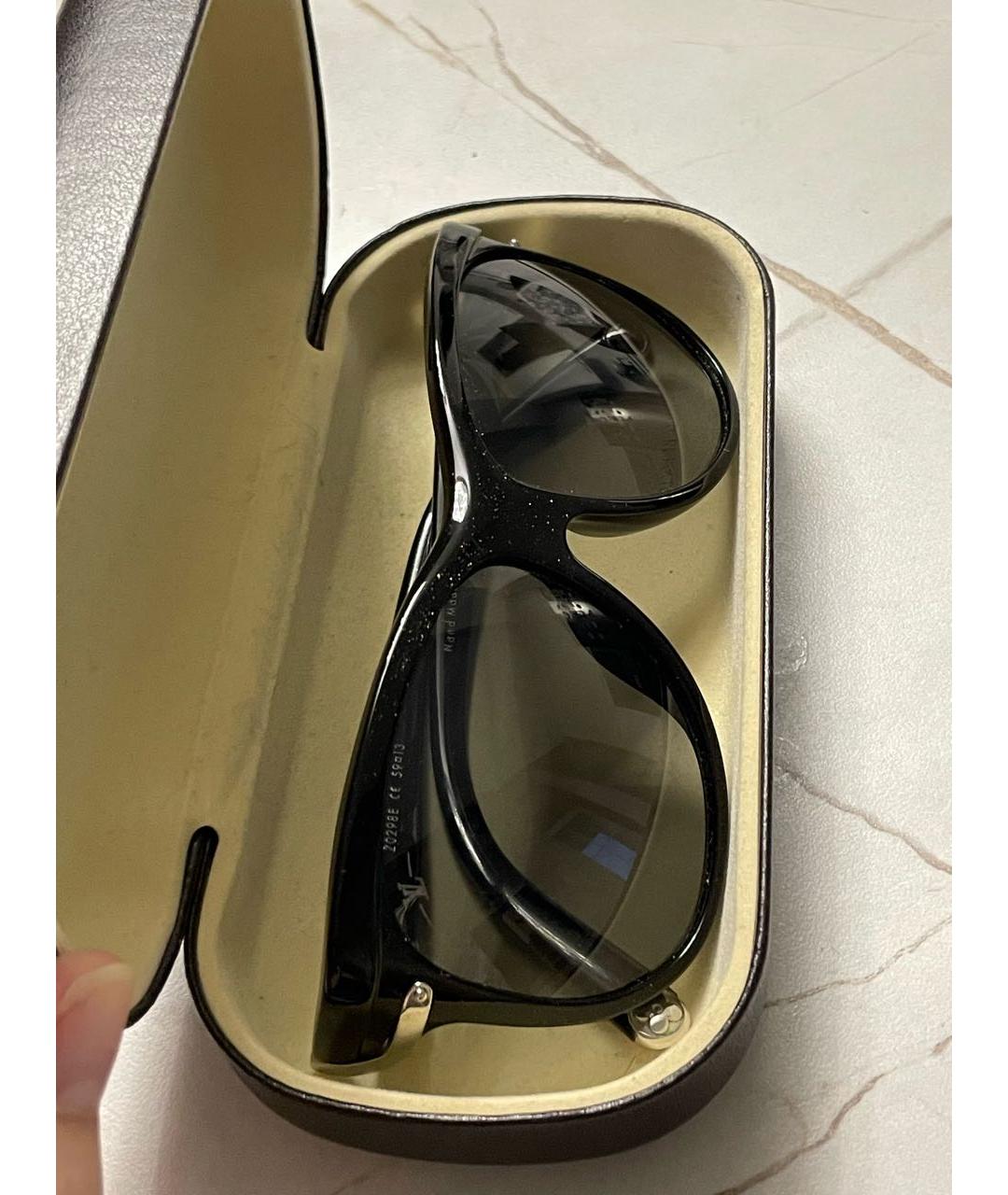 LOUIS VUITTON PRE-OWNED Черные пластиковые солнцезащитные очки, фото 7