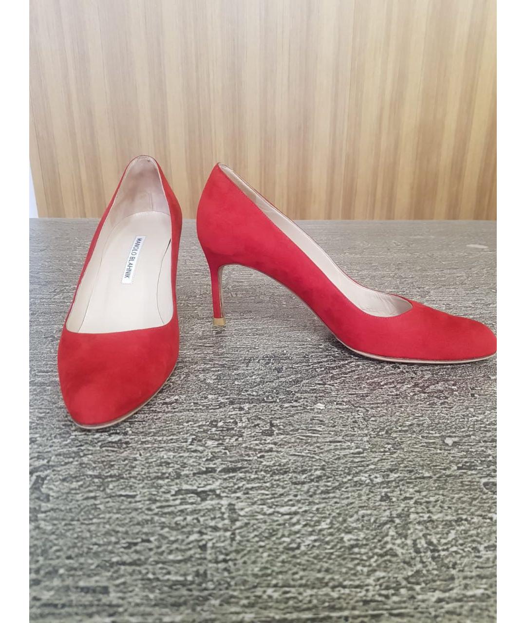 MANOLO BLAHNIK Красные замшевые туфли, фото 7