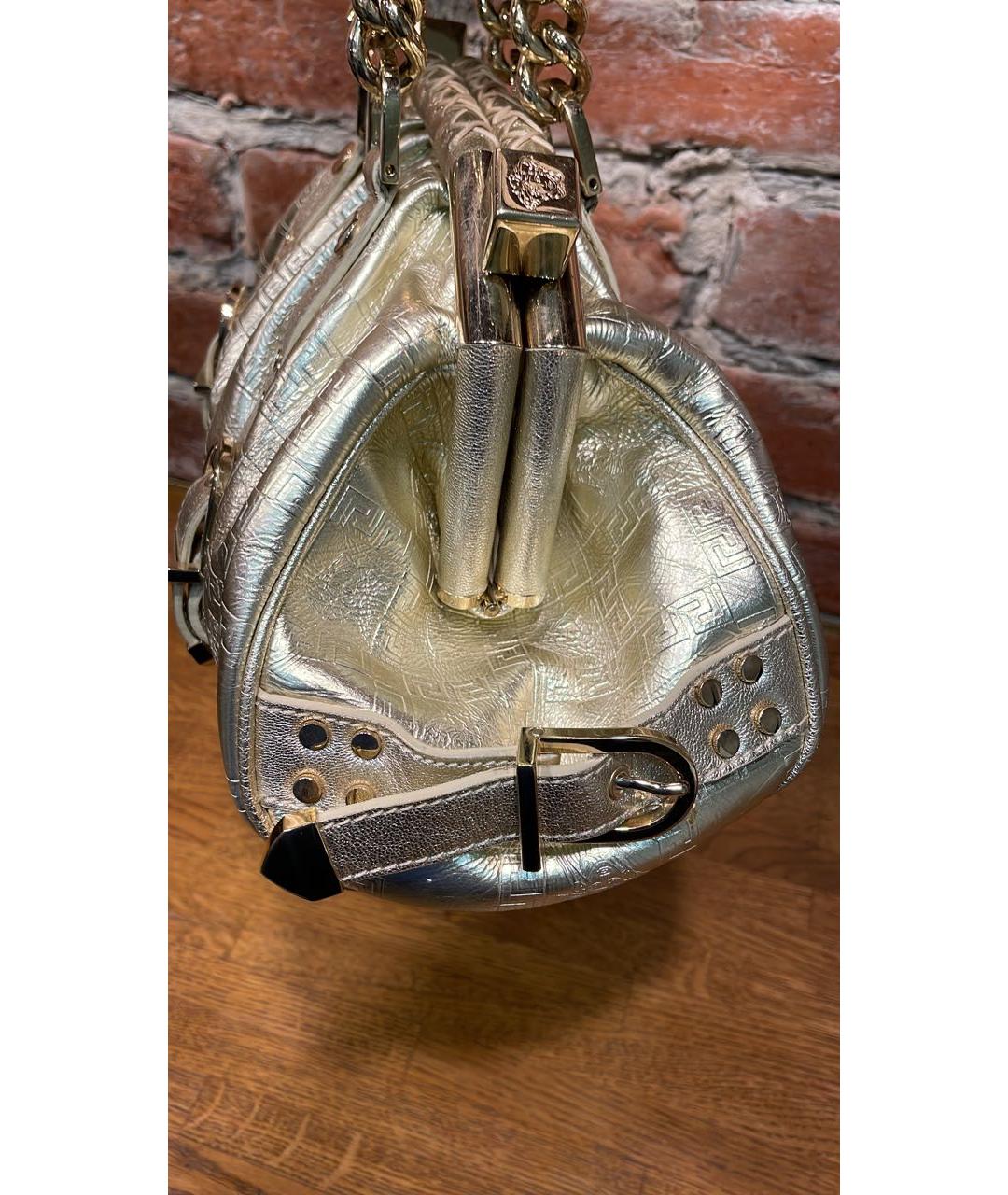 VERSACE Золотая кожаная сумка с короткими ручками, фото 3