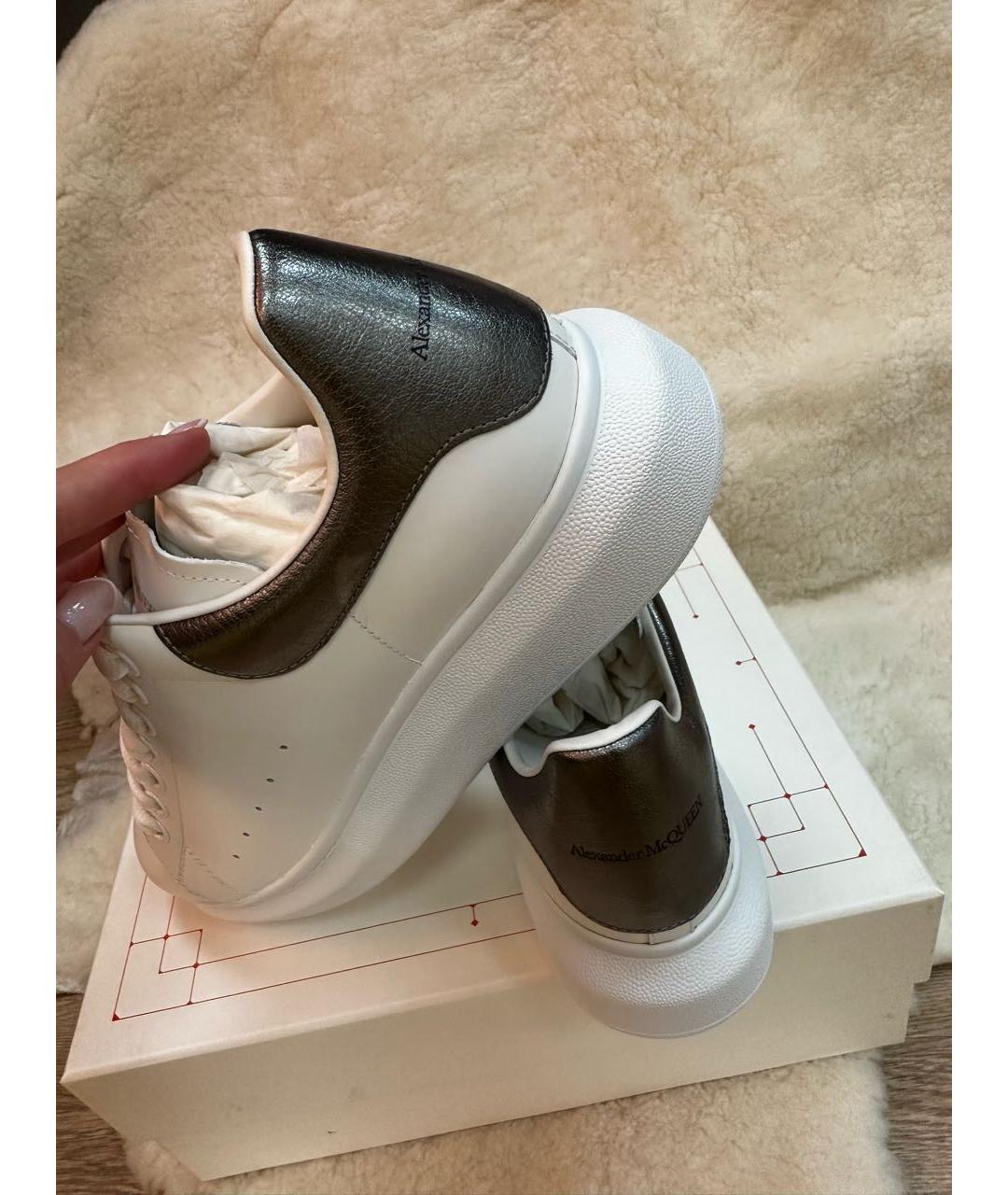ALEXANDER MCQUEEN Белые кожаные кроссовки, фото 4