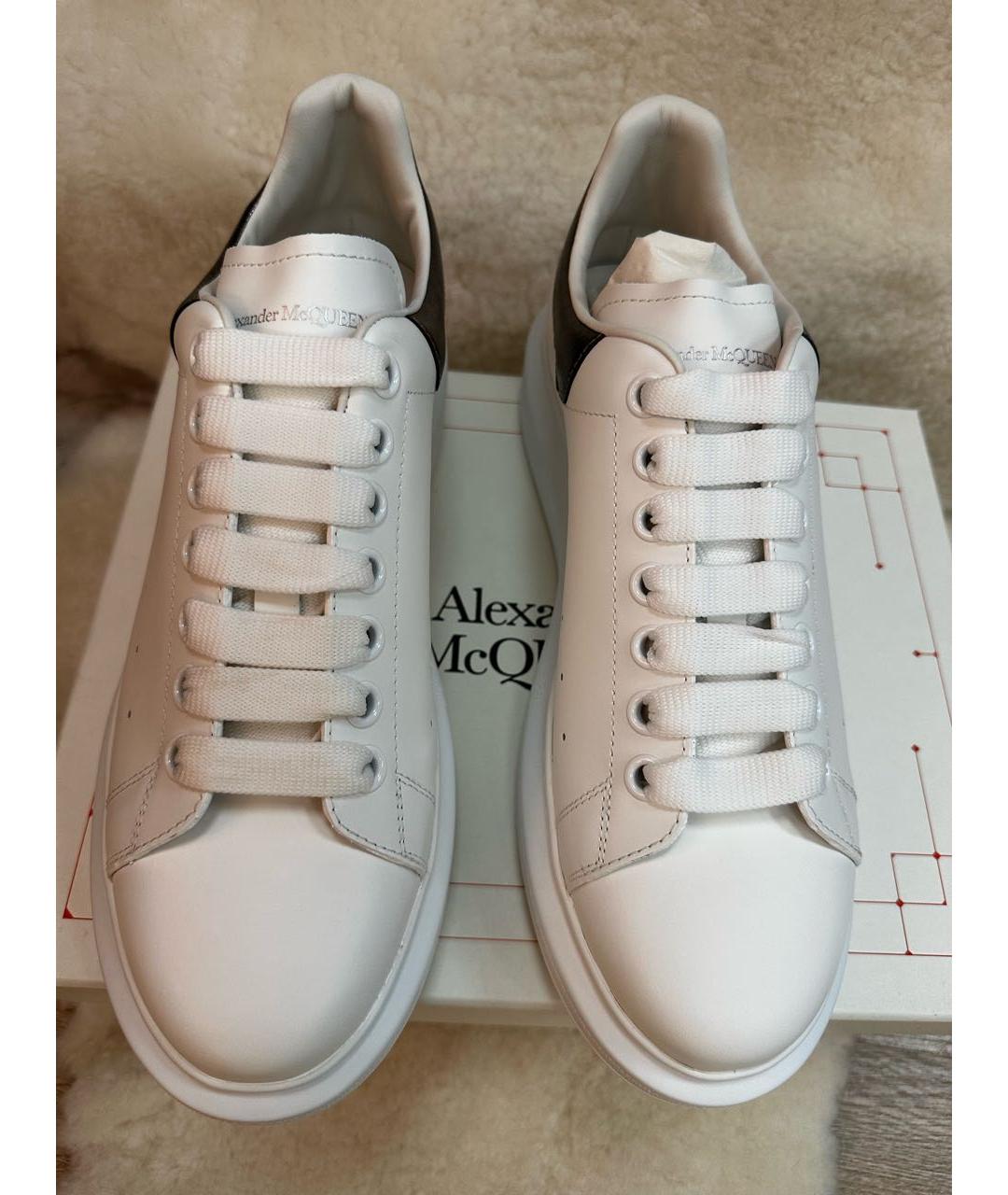 ALEXANDER MCQUEEN Белые кожаные кроссовки, фото 2