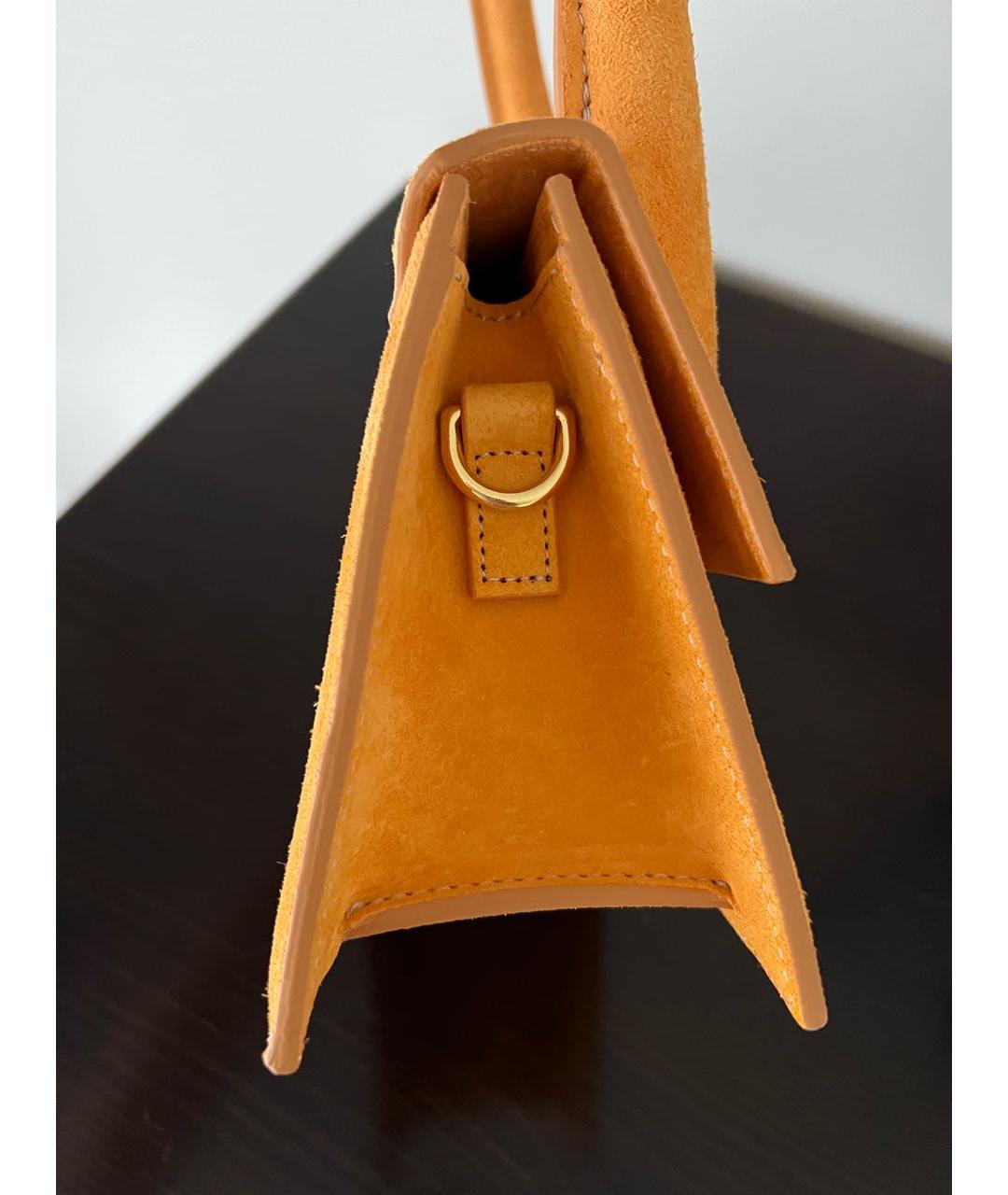 JACQUEMUS Оранжевая замшевая сумка с короткими ручками, фото 3
