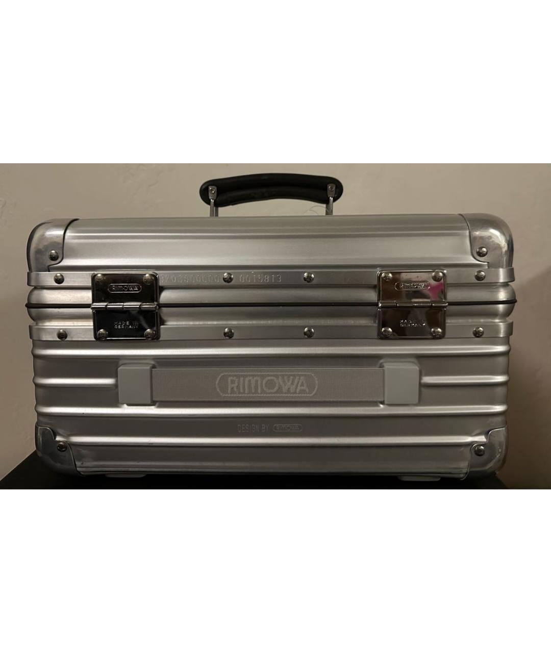 Rimowa Серебрянный чемодан, фото 2