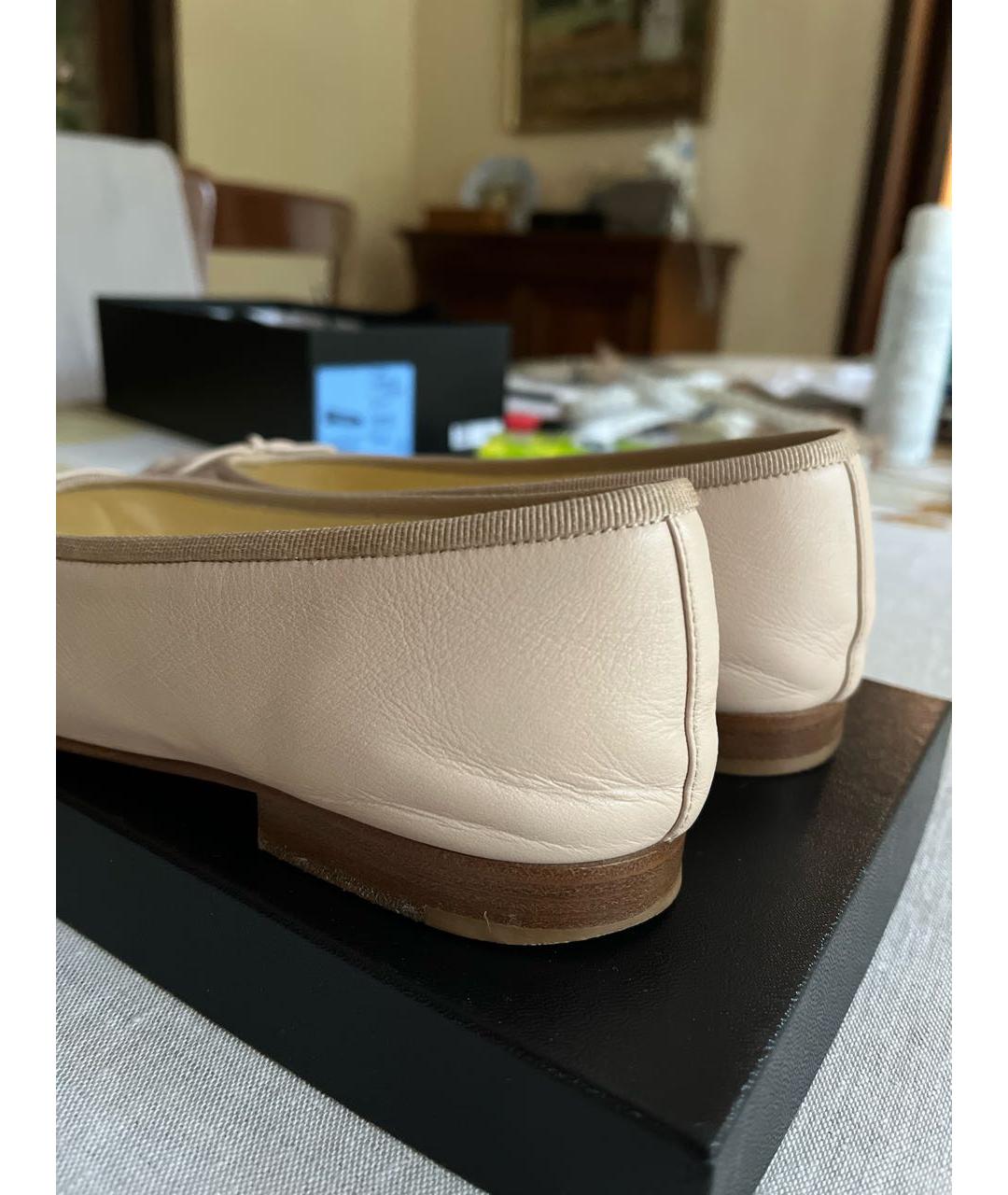 CHANEL Бежевые кожаные балетки, фото 5