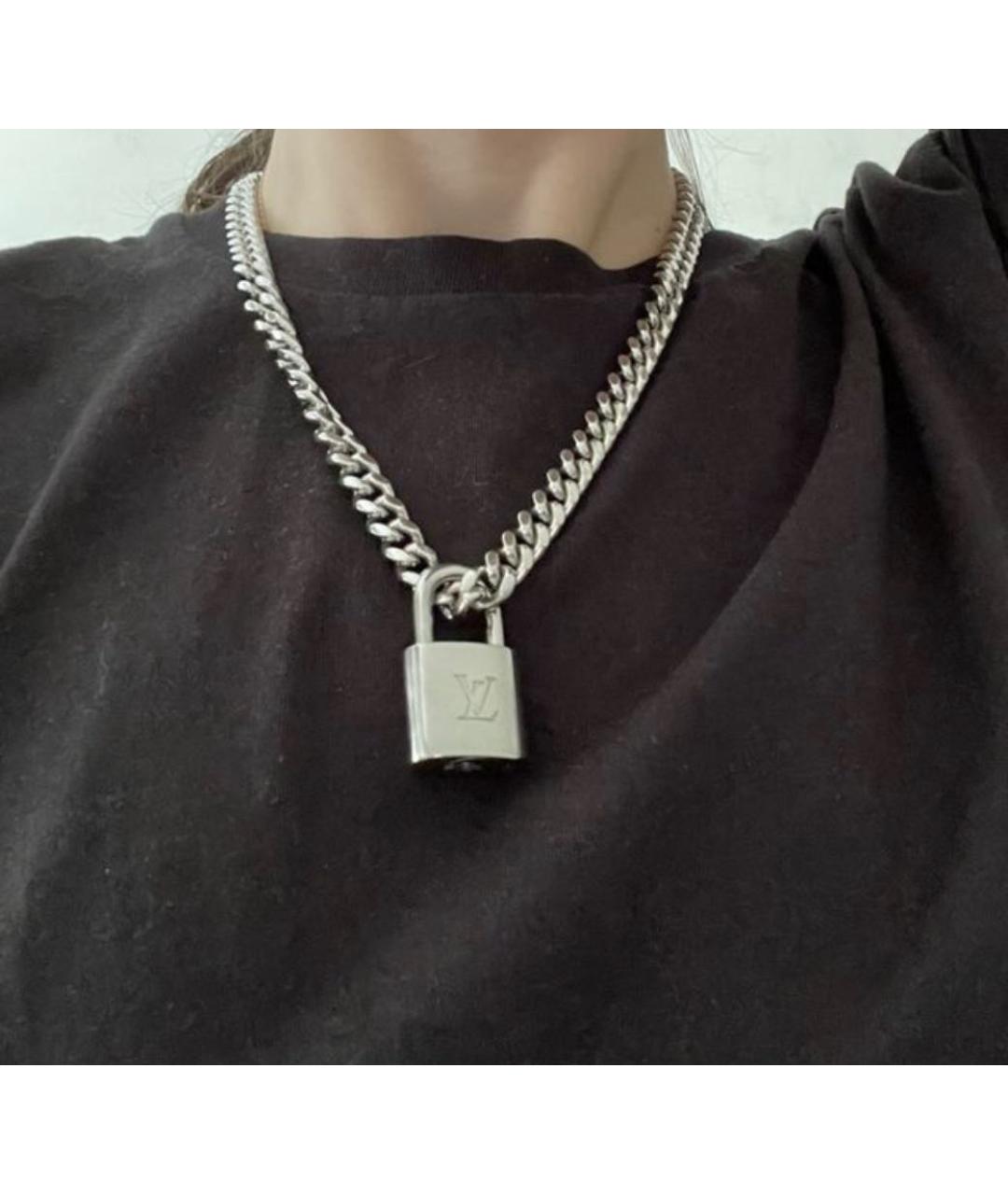 LOUIS VUITTON Серебряная подвеска, фото 3