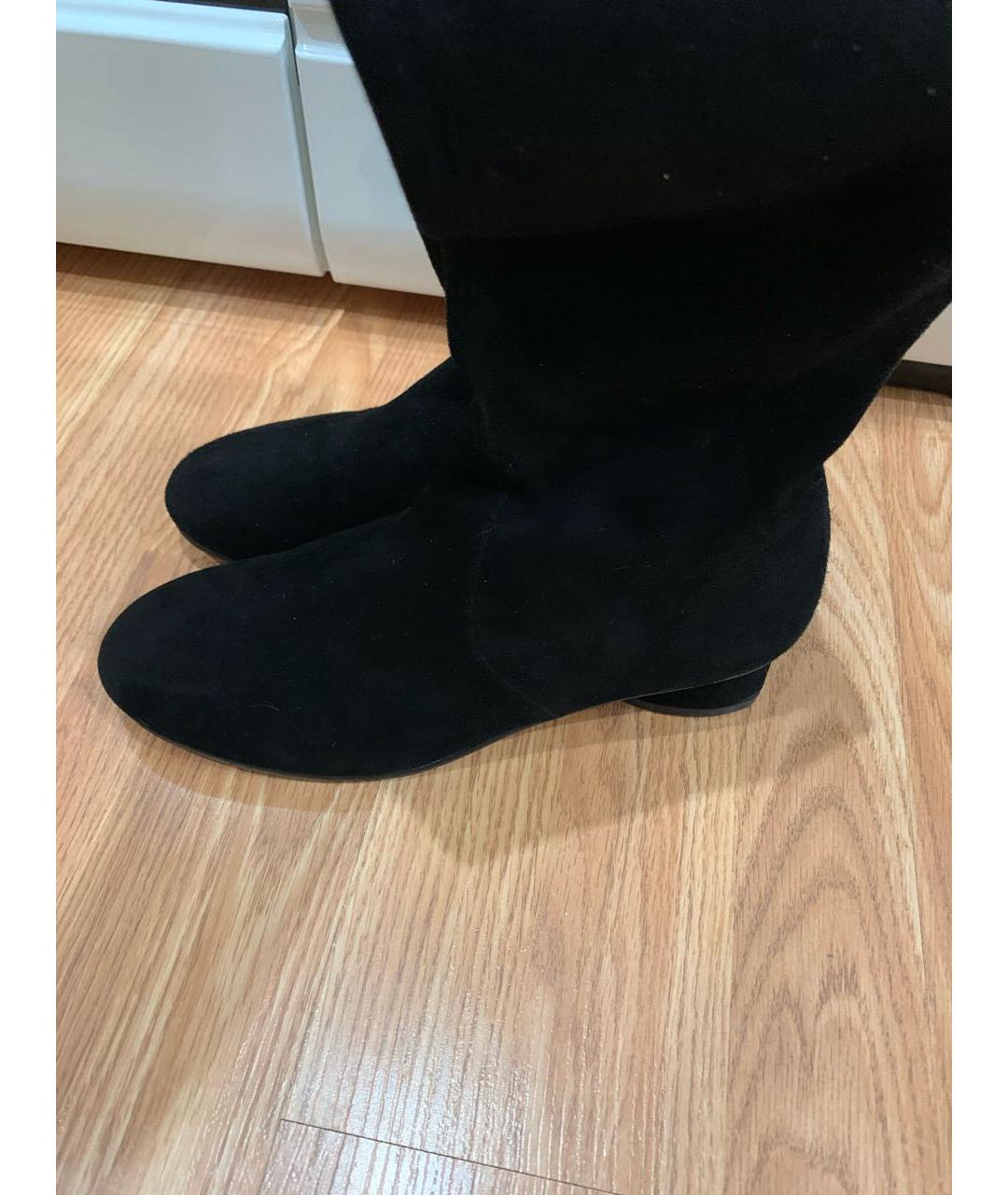 STUART WEITZMAN Черные замшевые ботфорты, фото 3
