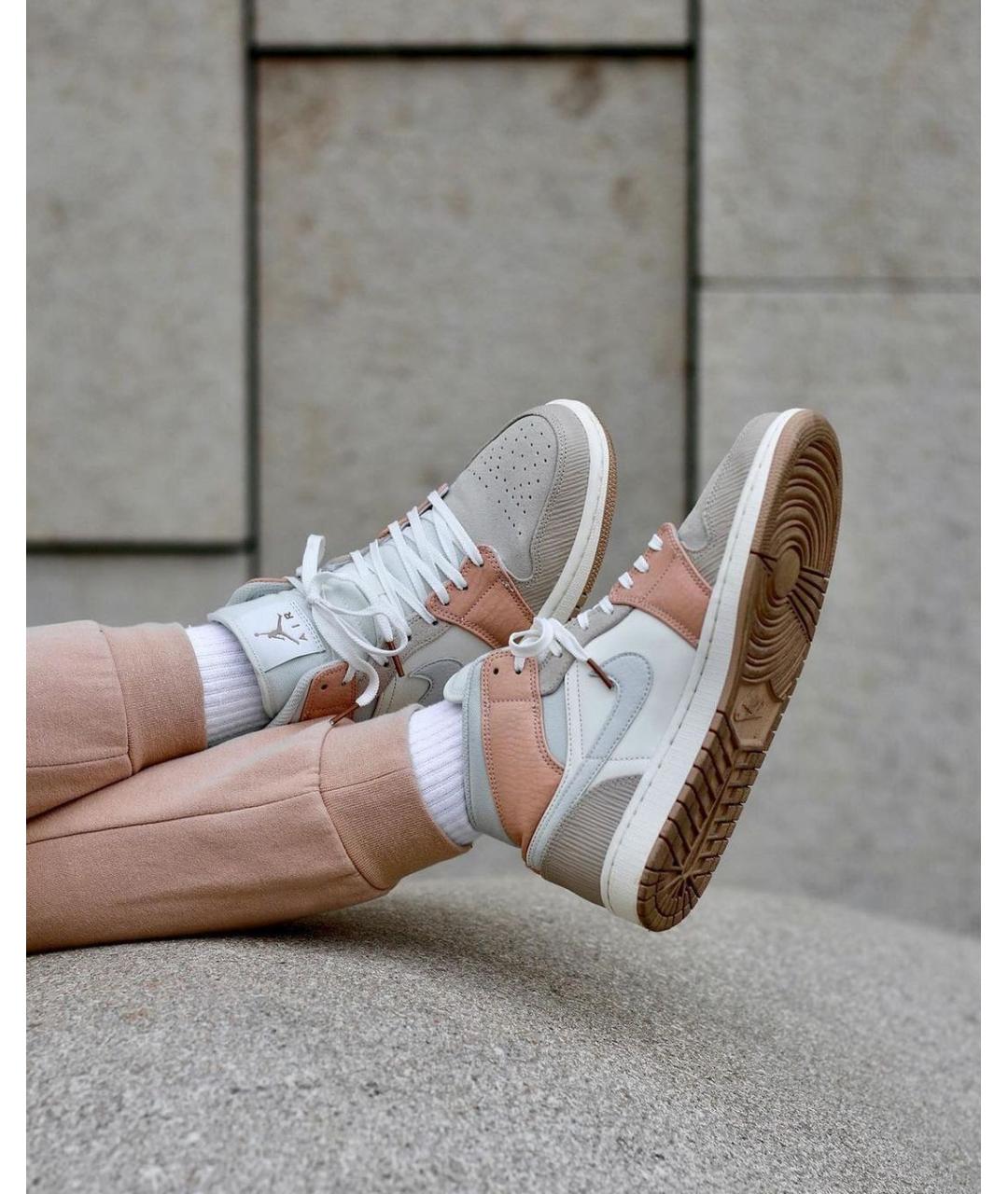 JORDAN Бежевые кожаные высокие кроссовки / кеды, фото 5