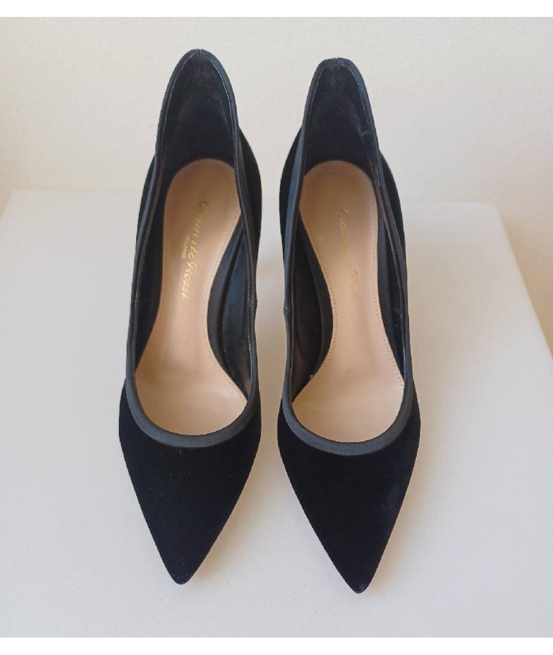 GIANVITO ROSSI Черные бархатные туфли, фото 2