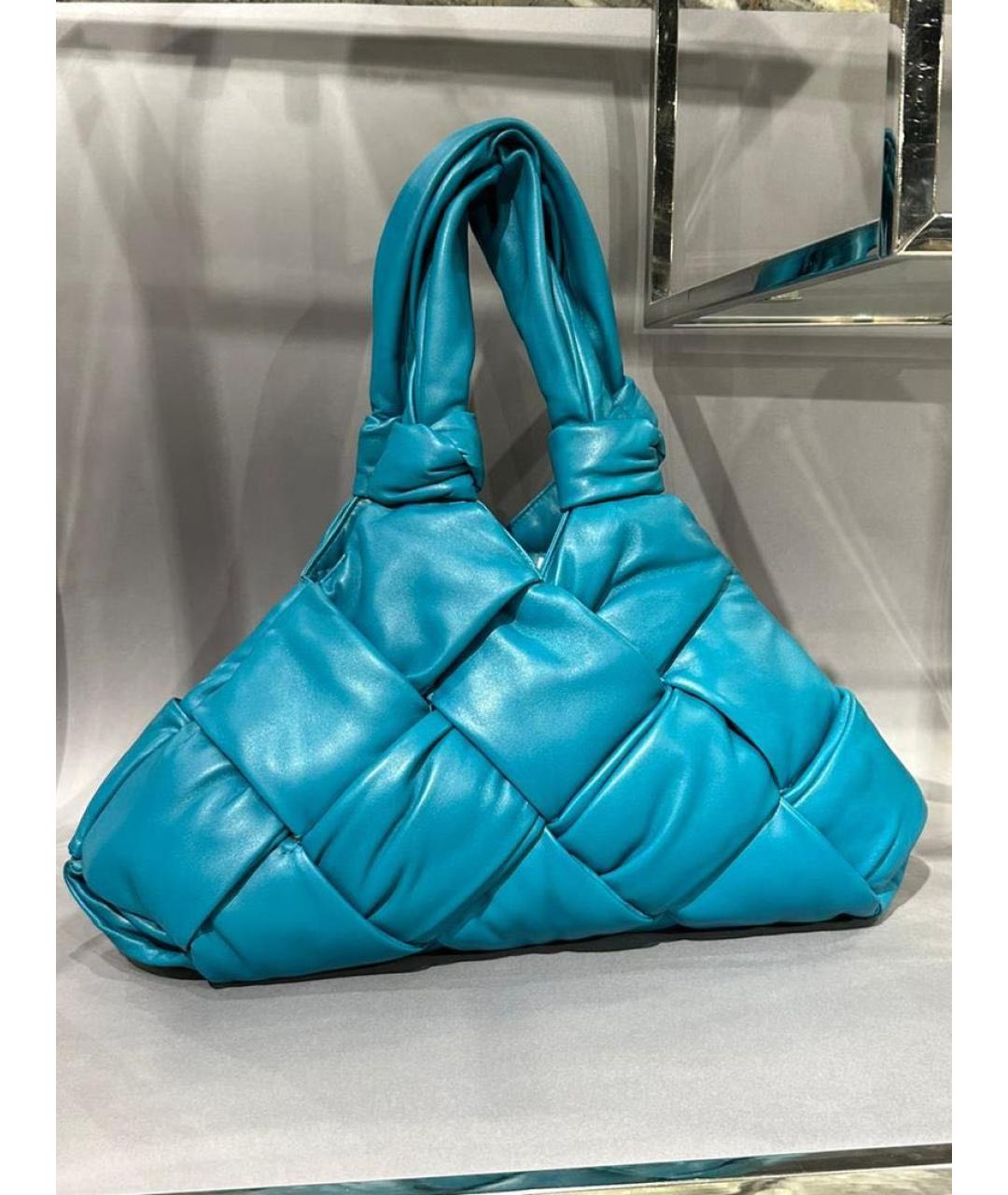 BOTTEGA VENETA Голубая кожаная сумка с короткими ручками, фото 3