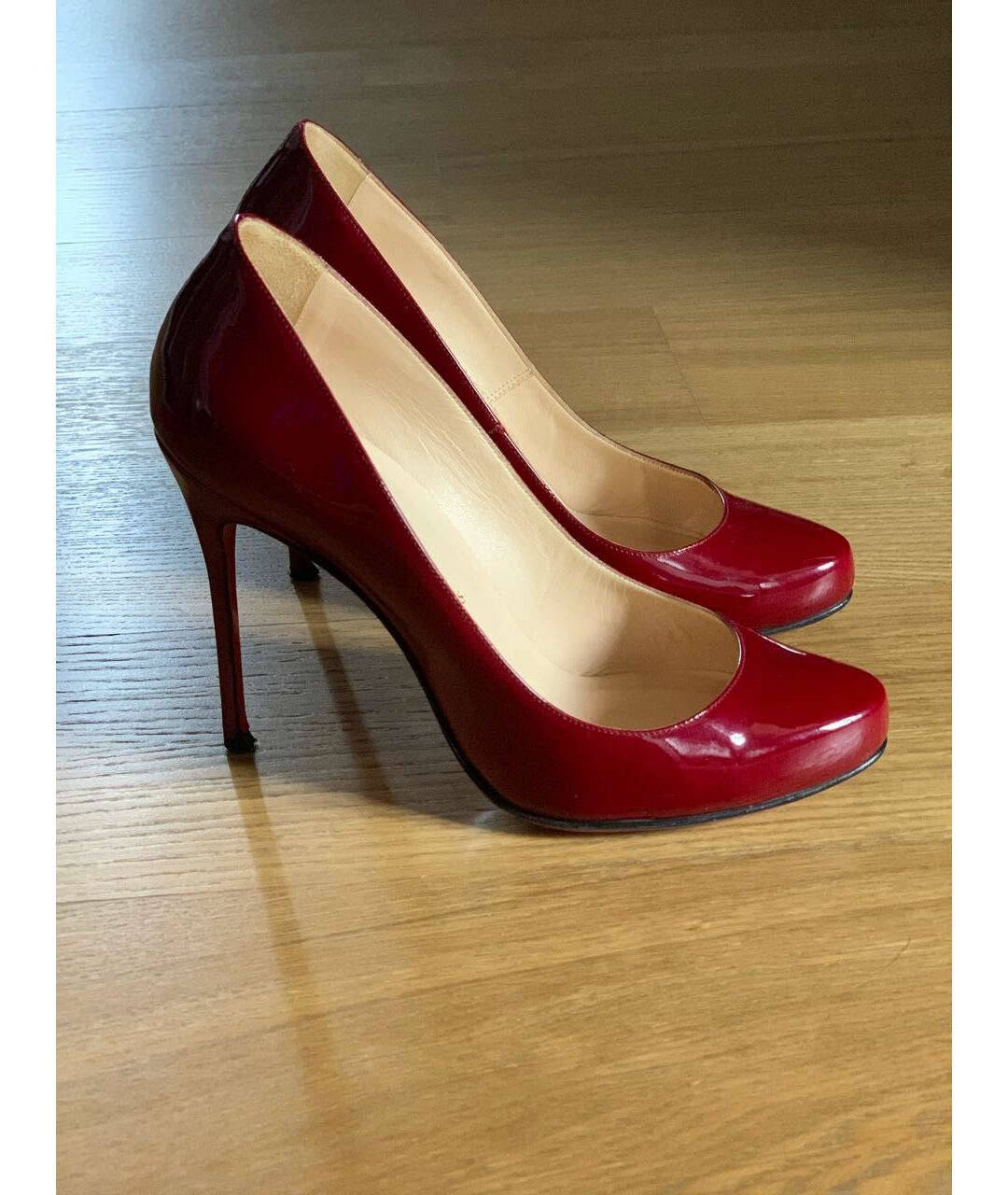 CHRISTIAN LOUBOUTIN Красные туфли из лакированной кожи, фото 7