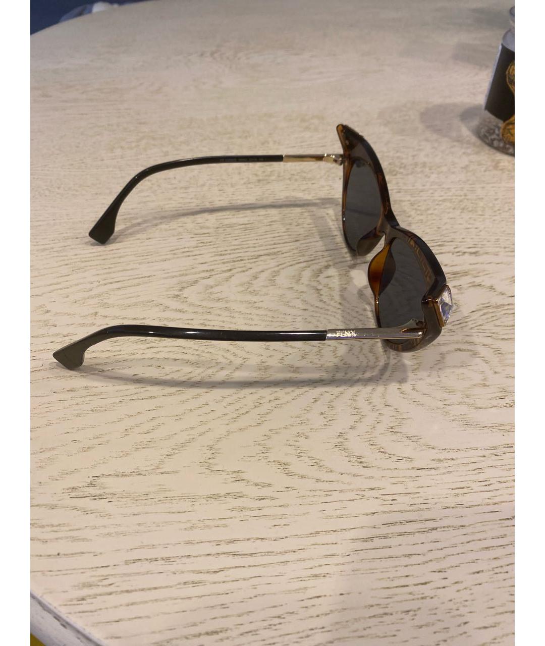 FENDI Антрацитовые пластиковые солнцезащитные очки, фото 2