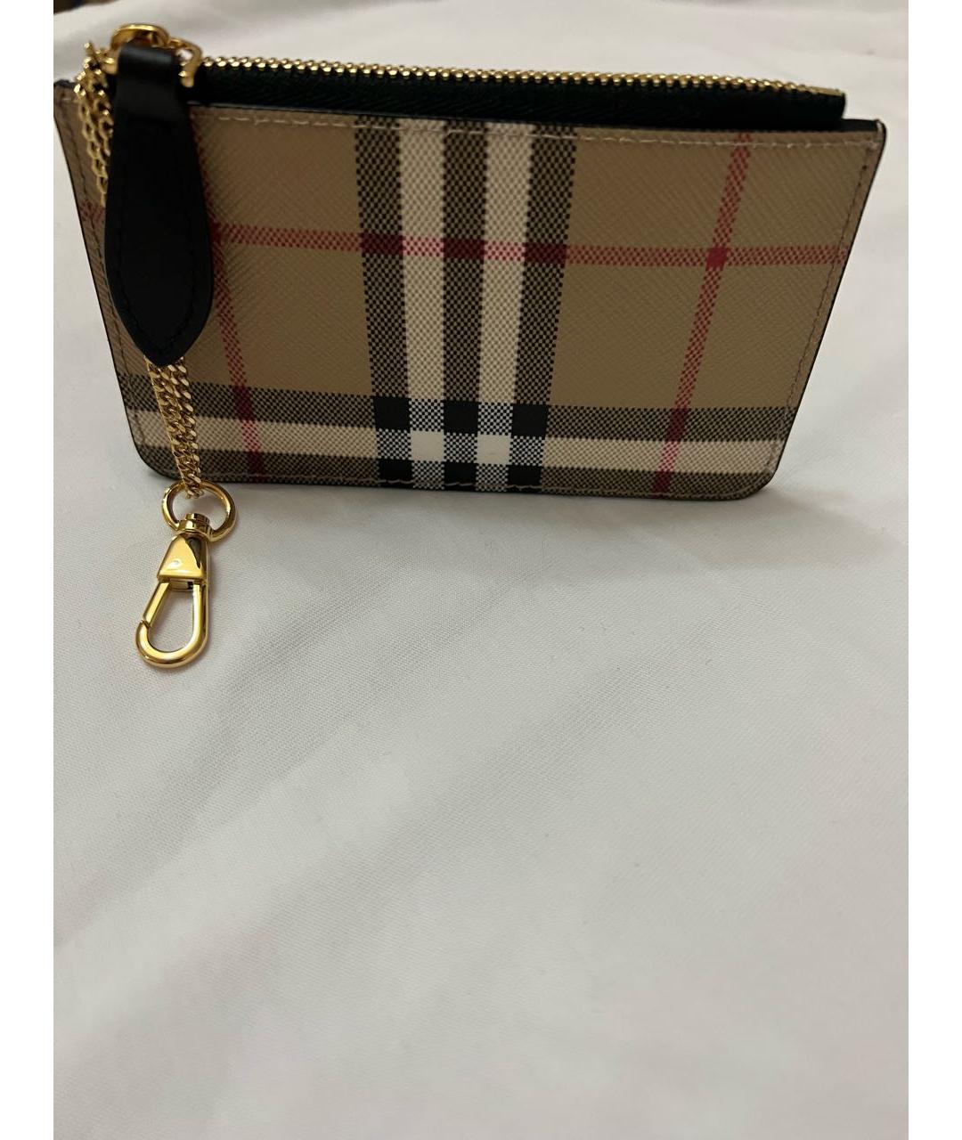 Burberry coin 2024 pouch keychain