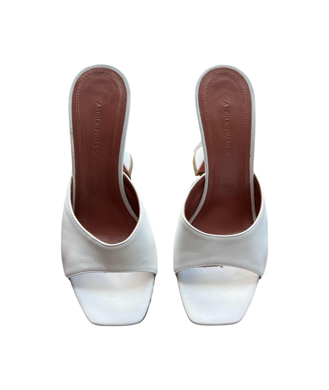 Amina Muaddi Белые кожаные свадебные туфли на среднем каблуке, фото 8