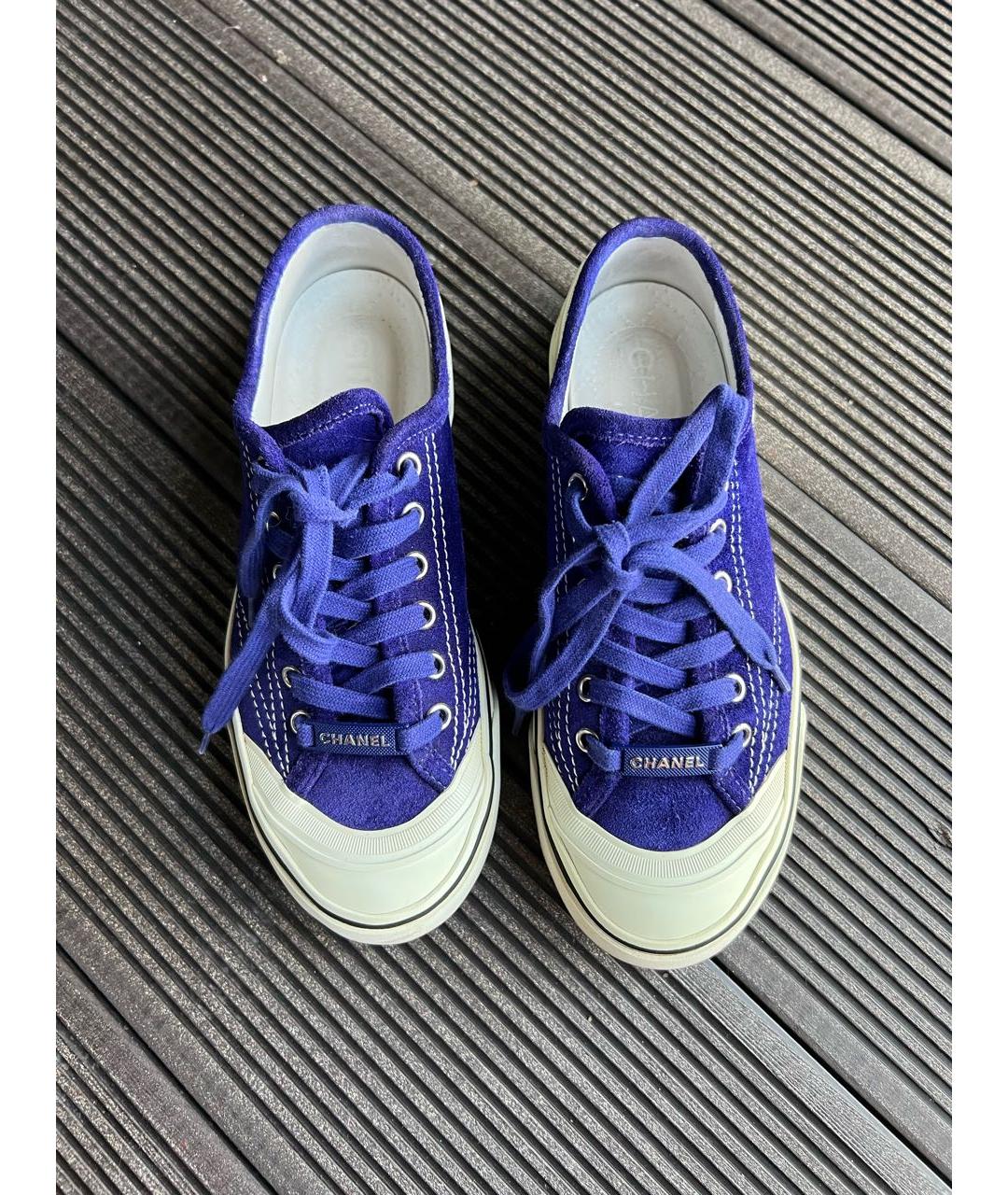 CHANEL Темно-синие замшевые кеды, фото 2