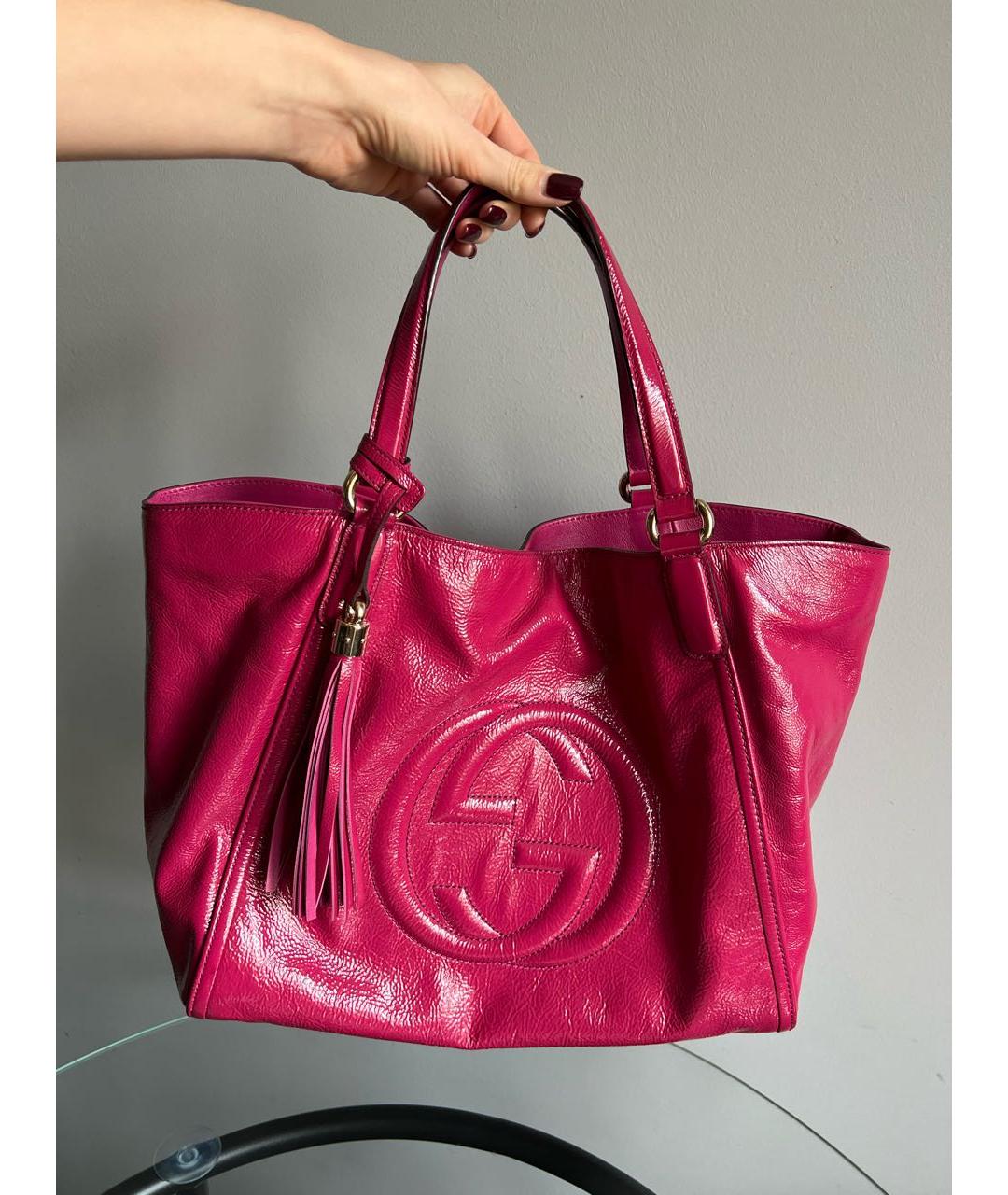 GUCCI Фуксия сумка тоут из лакированной кожи, фото 5