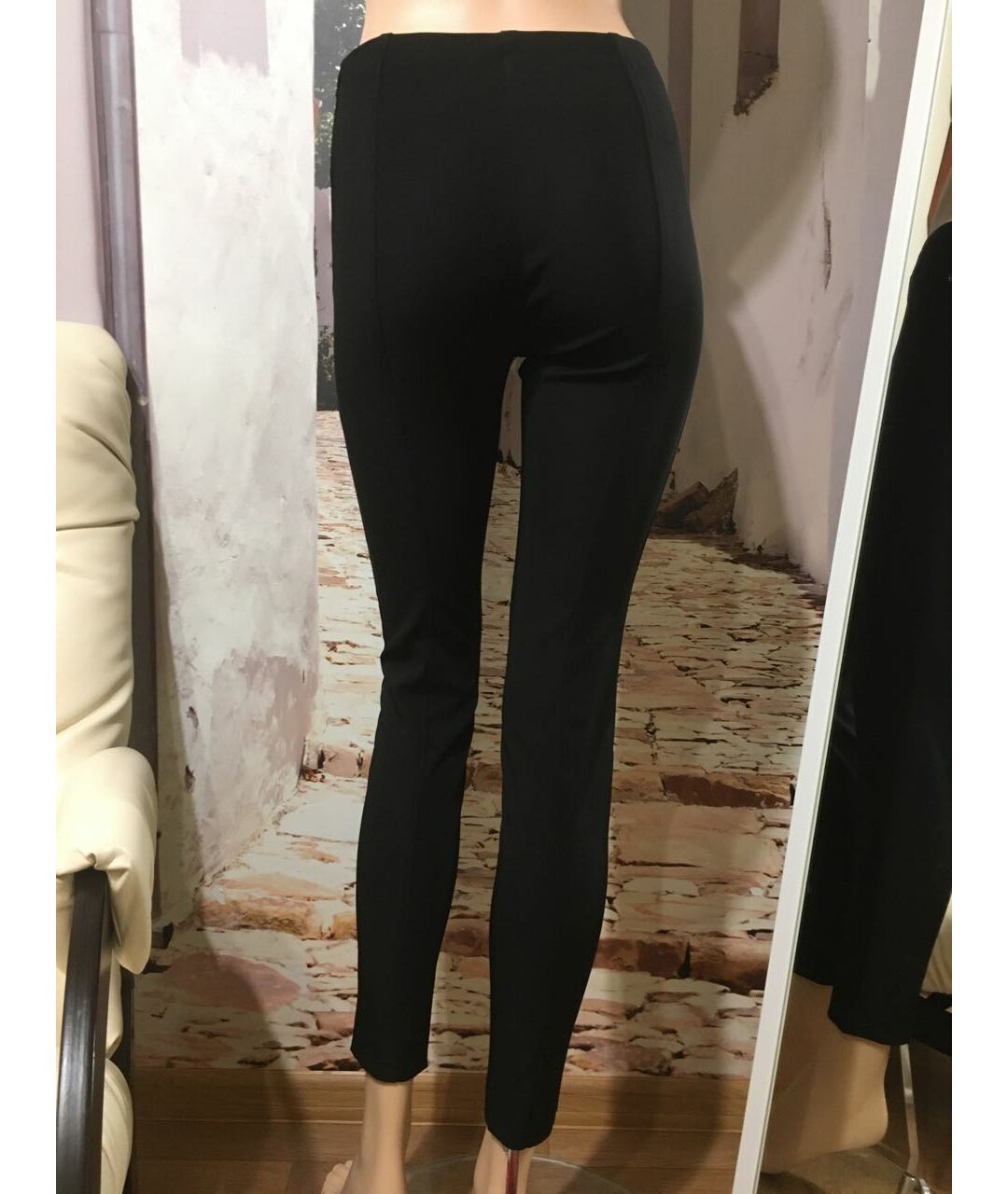 MARC CAIN Черные полиэстеровые брюки узкие, фото 4