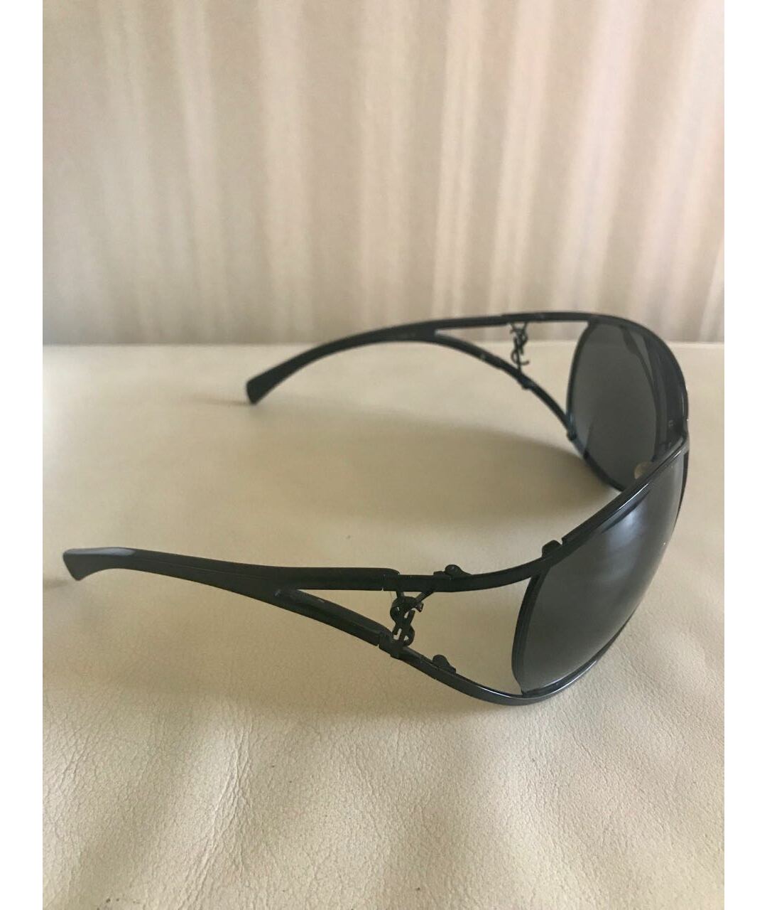 YVES SAINT LAURENT VINTAGE Черные пластиковые солнцезащитные очки, фото 2