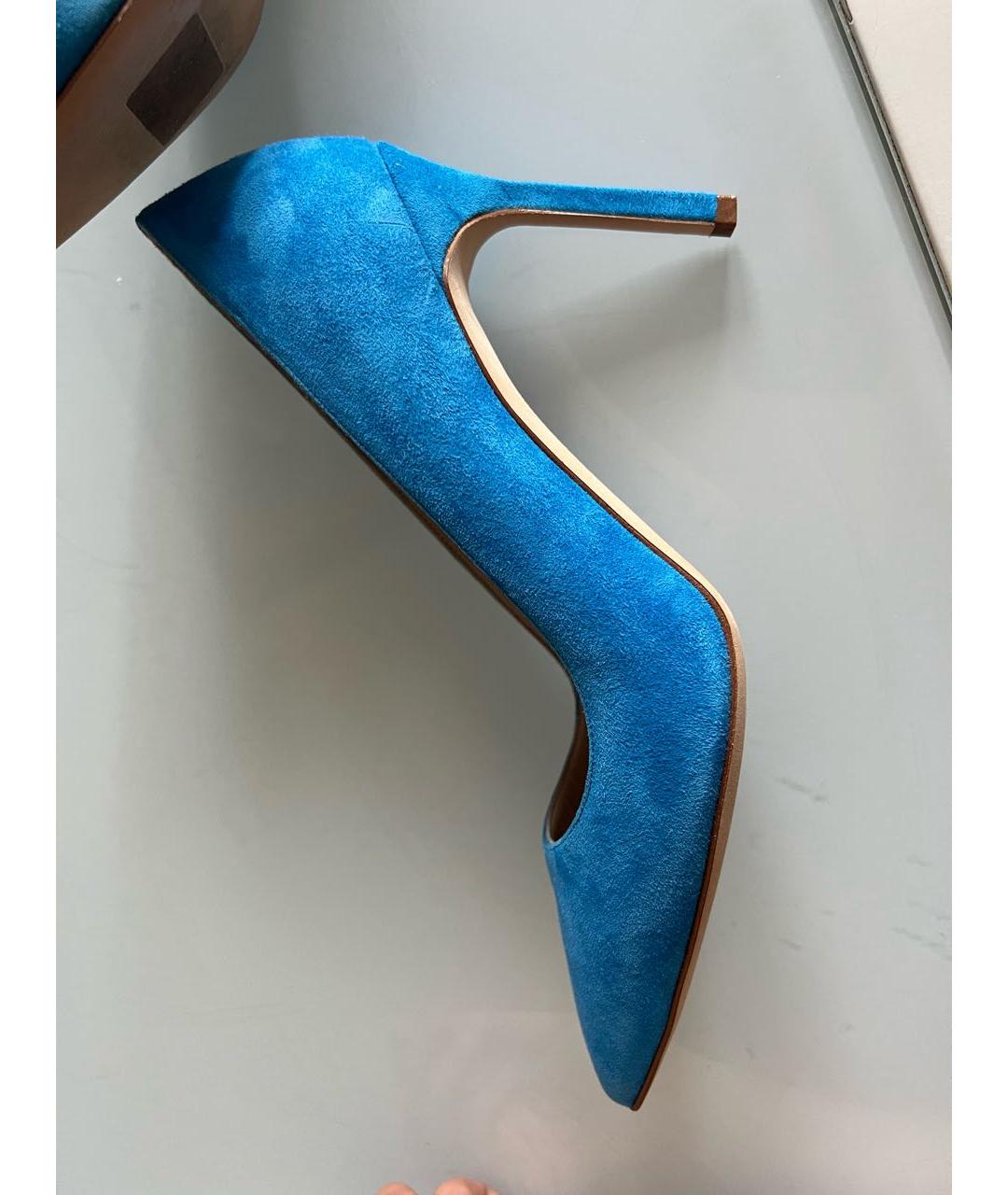 MANOLO BLAHNIK Голубые замшевые туфли, фото 5