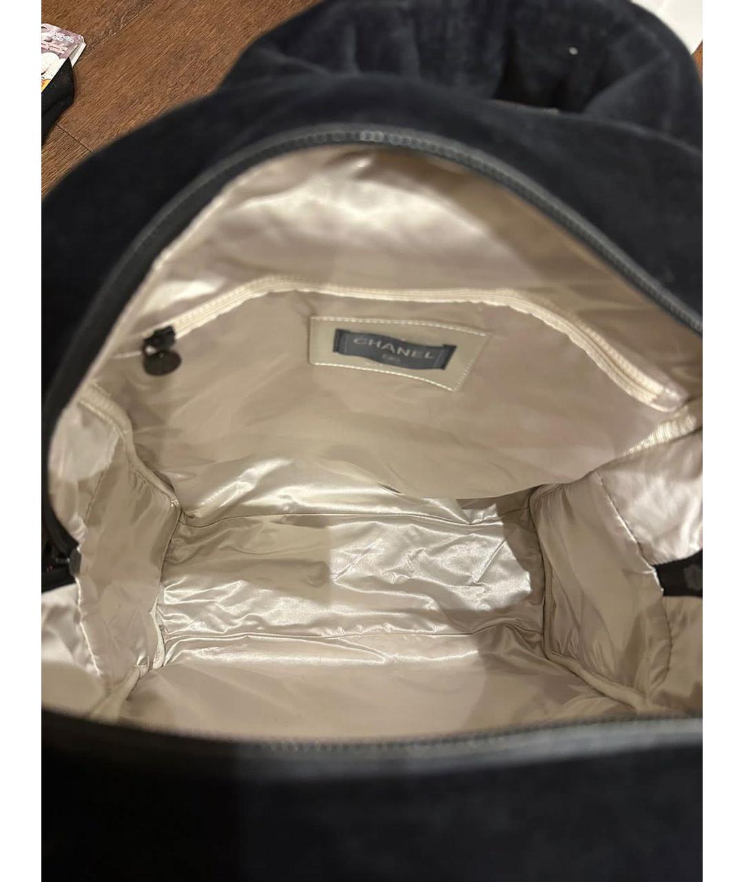 CHANEL PRE-OWNED Черный замшевый рюкзак, фото 3