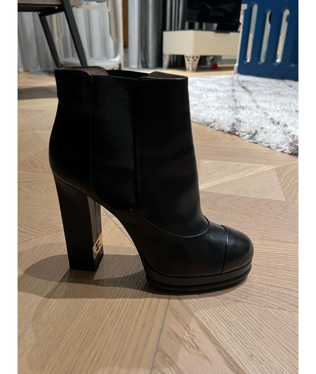 CHANEL Черные кожаные ботильоны, фото 6