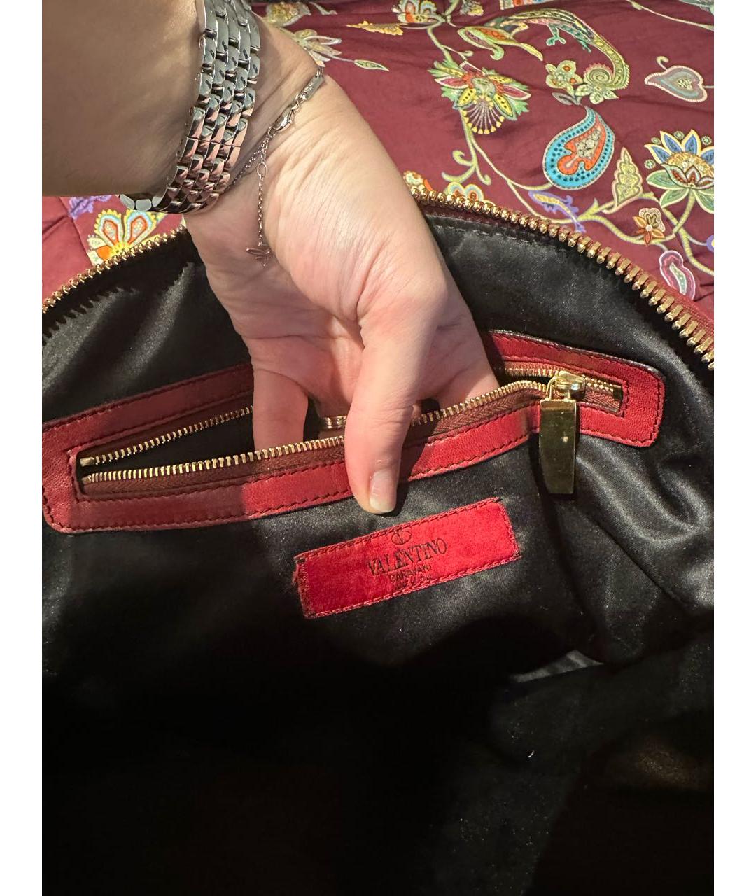 VALENTINO Бордовая кожаная сумка с короткими ручками, фото 5