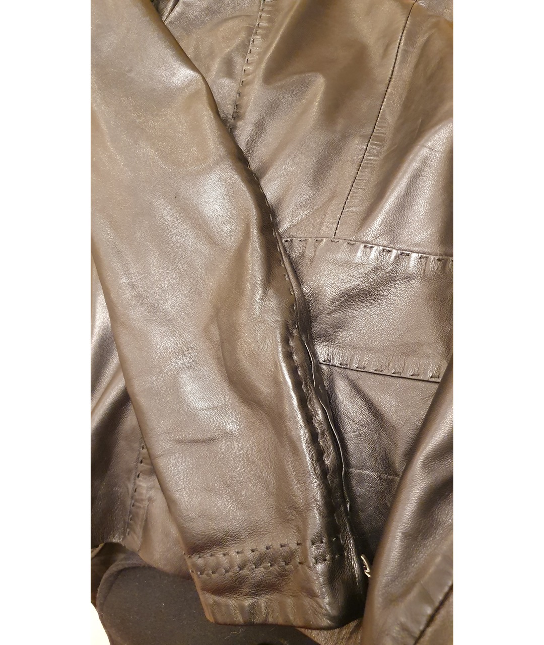 EMPORIO ARMANI Черная кожаная куртка, фото 5