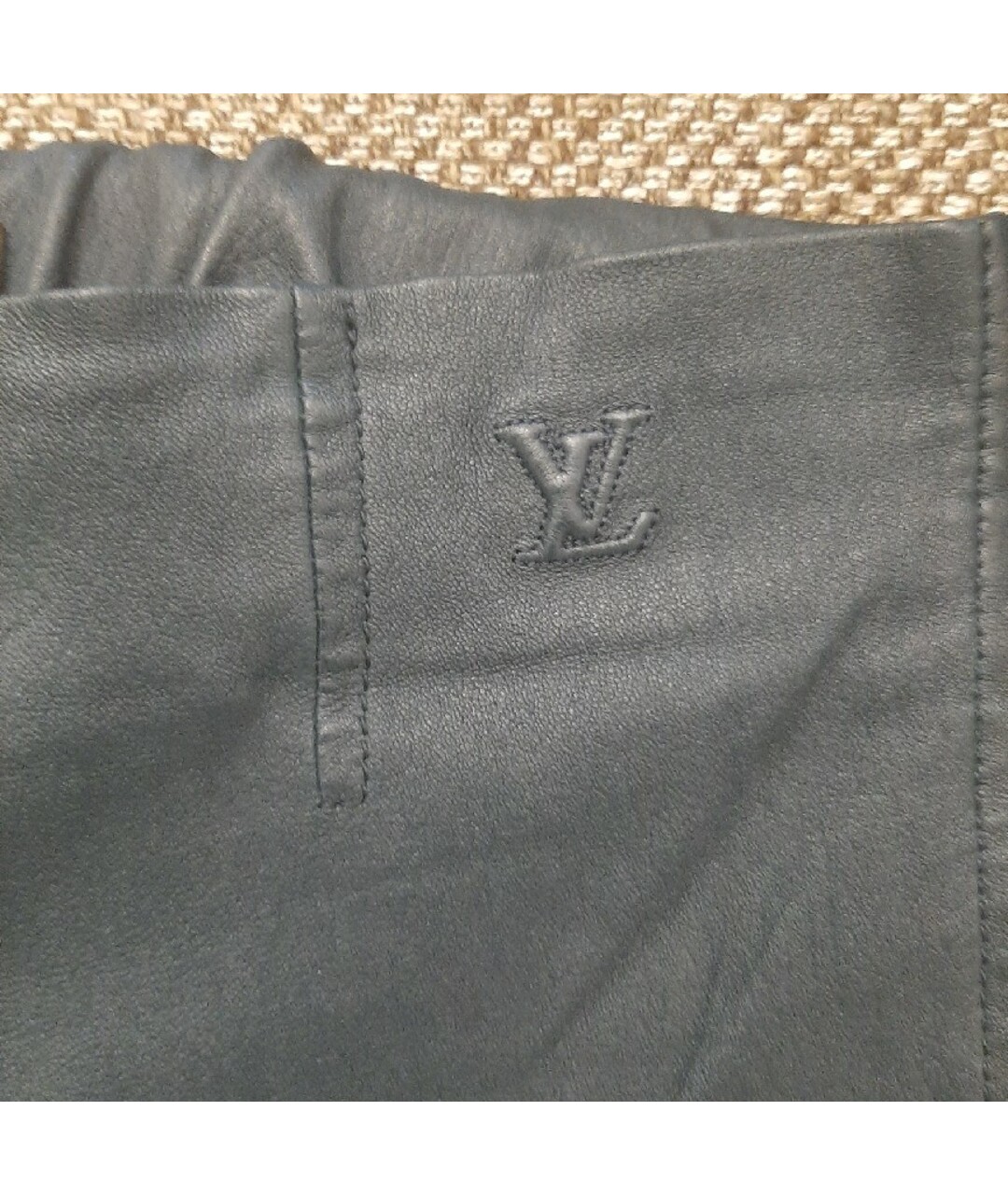 LOUIS VUITTON PRE-OWNED Зеленые кожаные прямые брюки, фото 3
