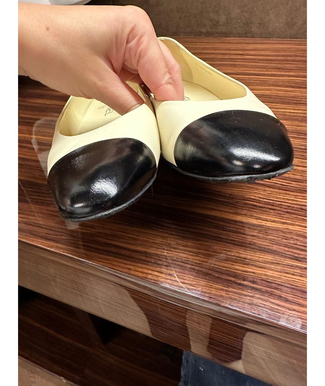 CHANEL Бежевые кожаные балетки, фото 6