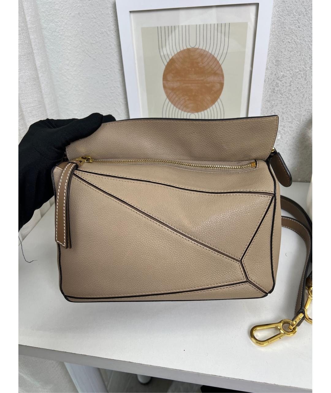 LOEWE Бежевая кожаная сумка через плечо, фото 6