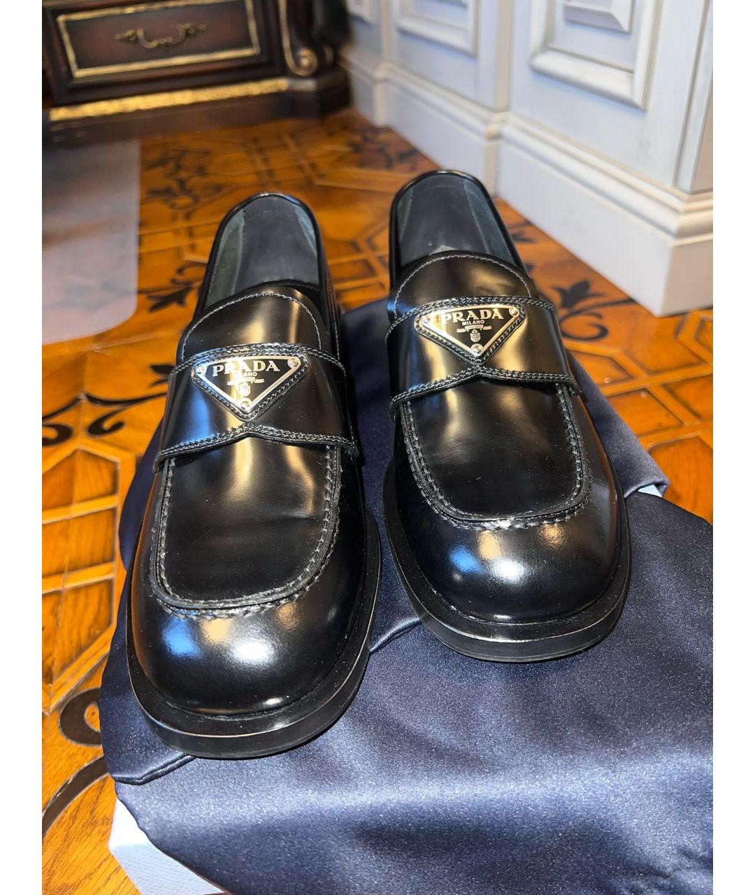 PRADA Черные кожаные лоферы, фото 2