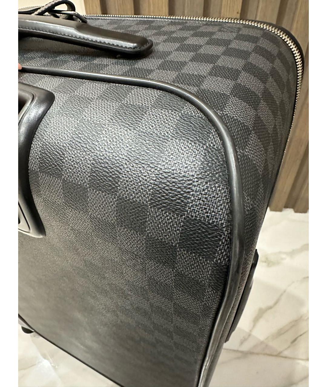 LOUIS VUITTON Антрацитовый кожаный чемодан, фото 5