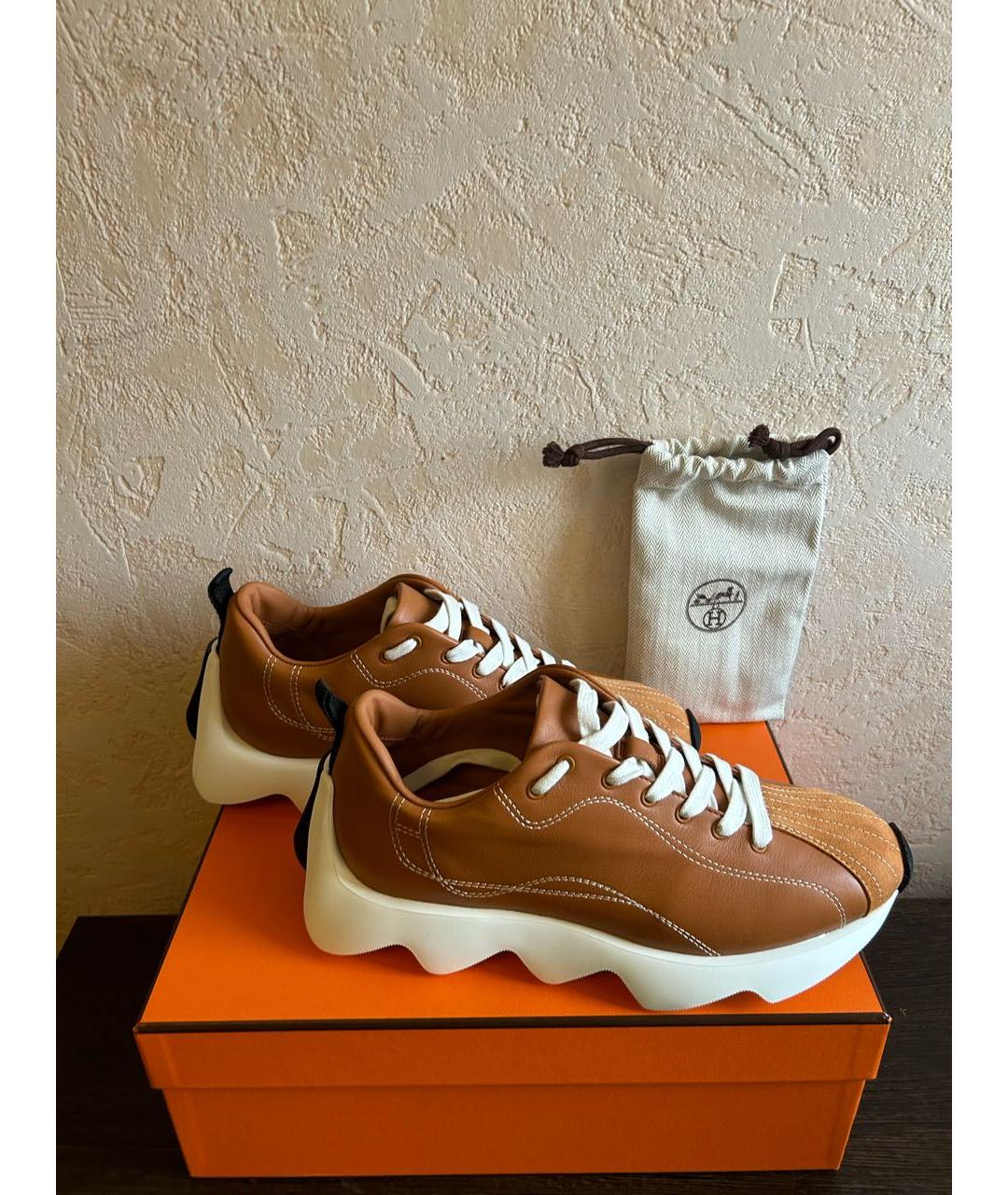 HERMES PRE-OWNED Оранжевое кожаные кроссовки, фото 5