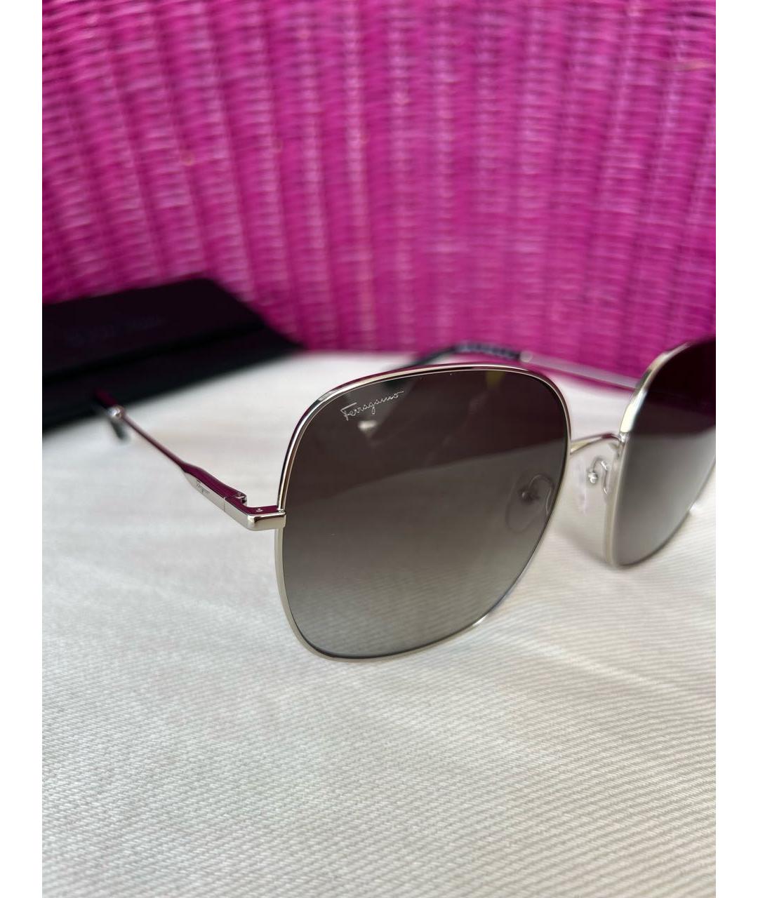 SALVATORE FERRAGAMO Антрацитовые металлические солнцезащитные очки, фото 3