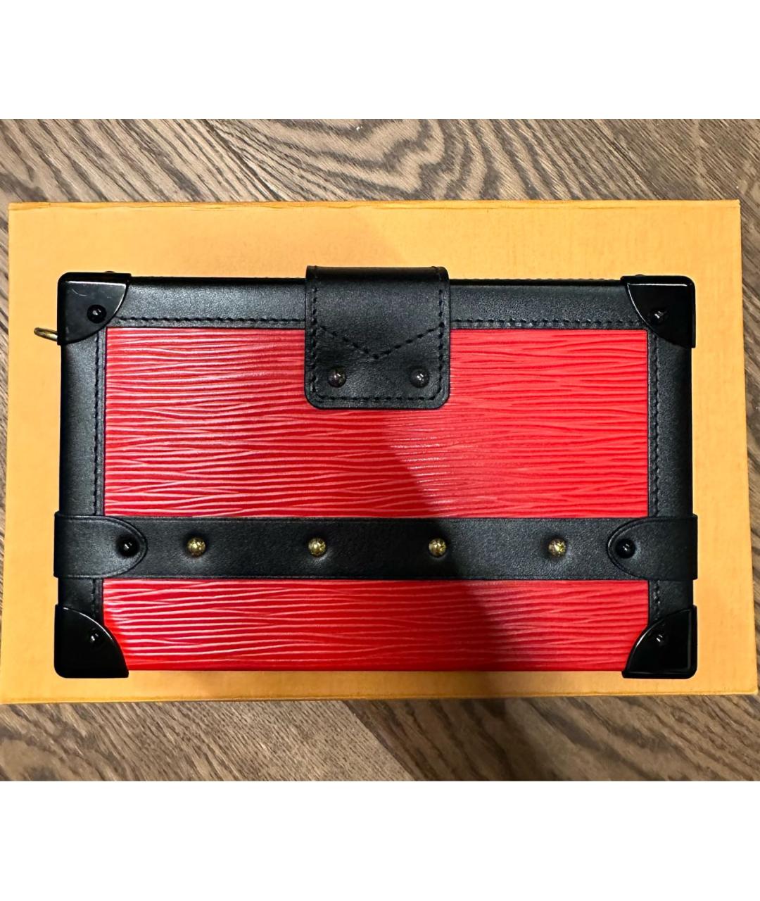 LOUIS VUITTON Красная кожаная сумка через плечо, фото 3