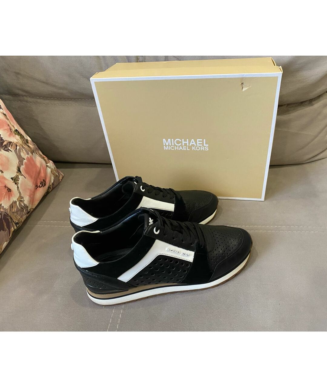 MICHAEL KORS Черные кожаные кроссовки, фото 4