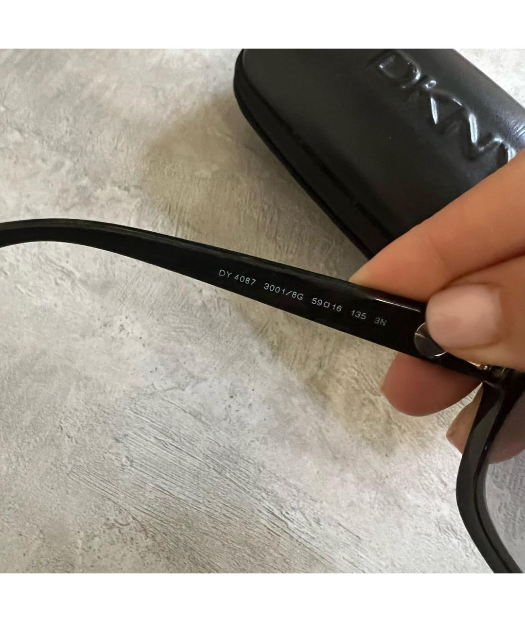DKNY Черные пластиковые солнцезащитные очки, фото 3