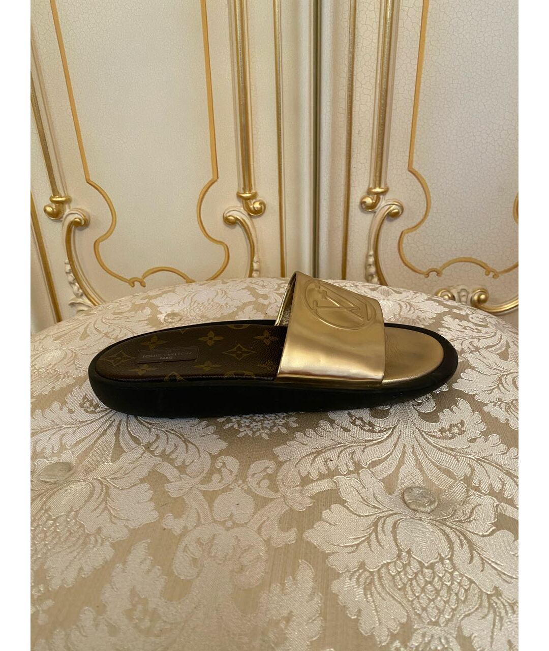 LOUIS VUITTON PRE-OWNED Золотые шлепанцы, фото 9