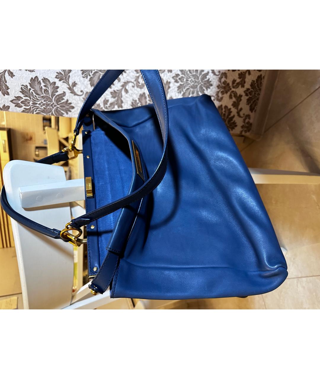 FENDI Синяя кожаная сумка с короткими ручками, фото 2