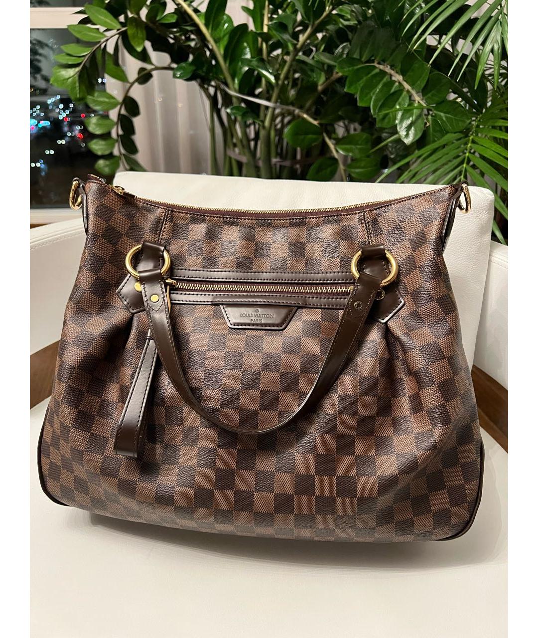 LOUIS VUITTON Коричневая сумка с короткими ручками, фото 3