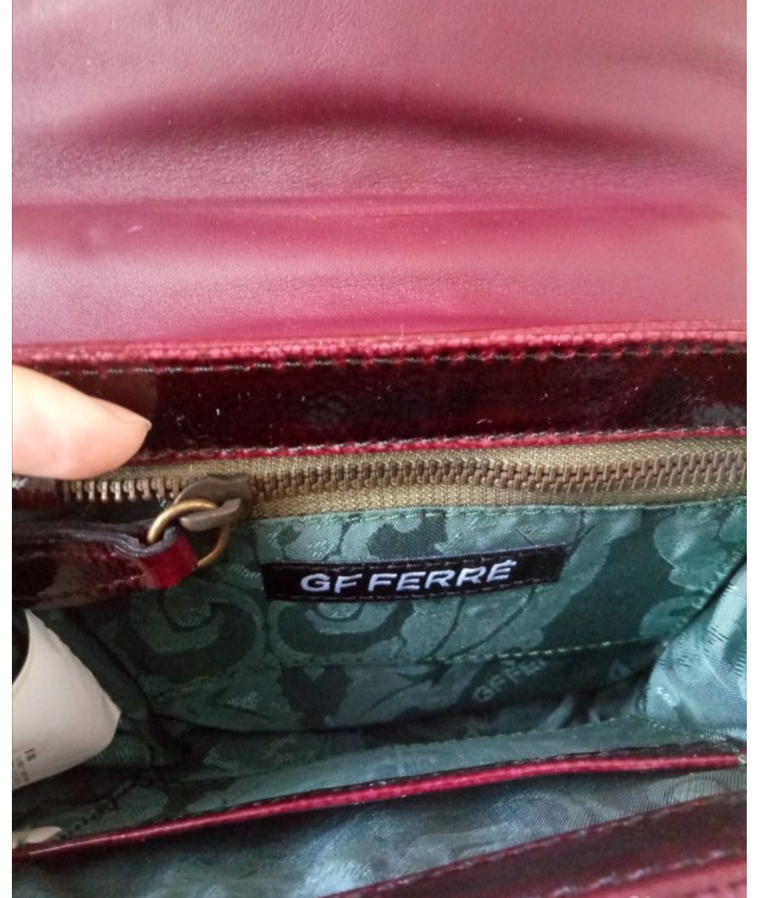 GIANFRANCO FERRE VINTAGE Бордовая сумка тоут из лакированной кожи, фото 5