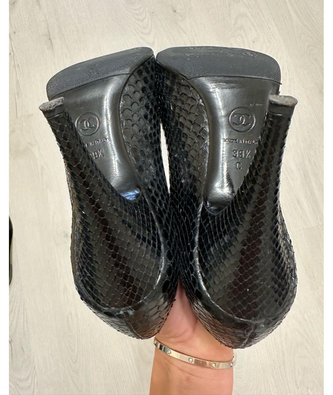 CHANEL PRE-OWNED Черные туфли из экзотической кожи, фото 8