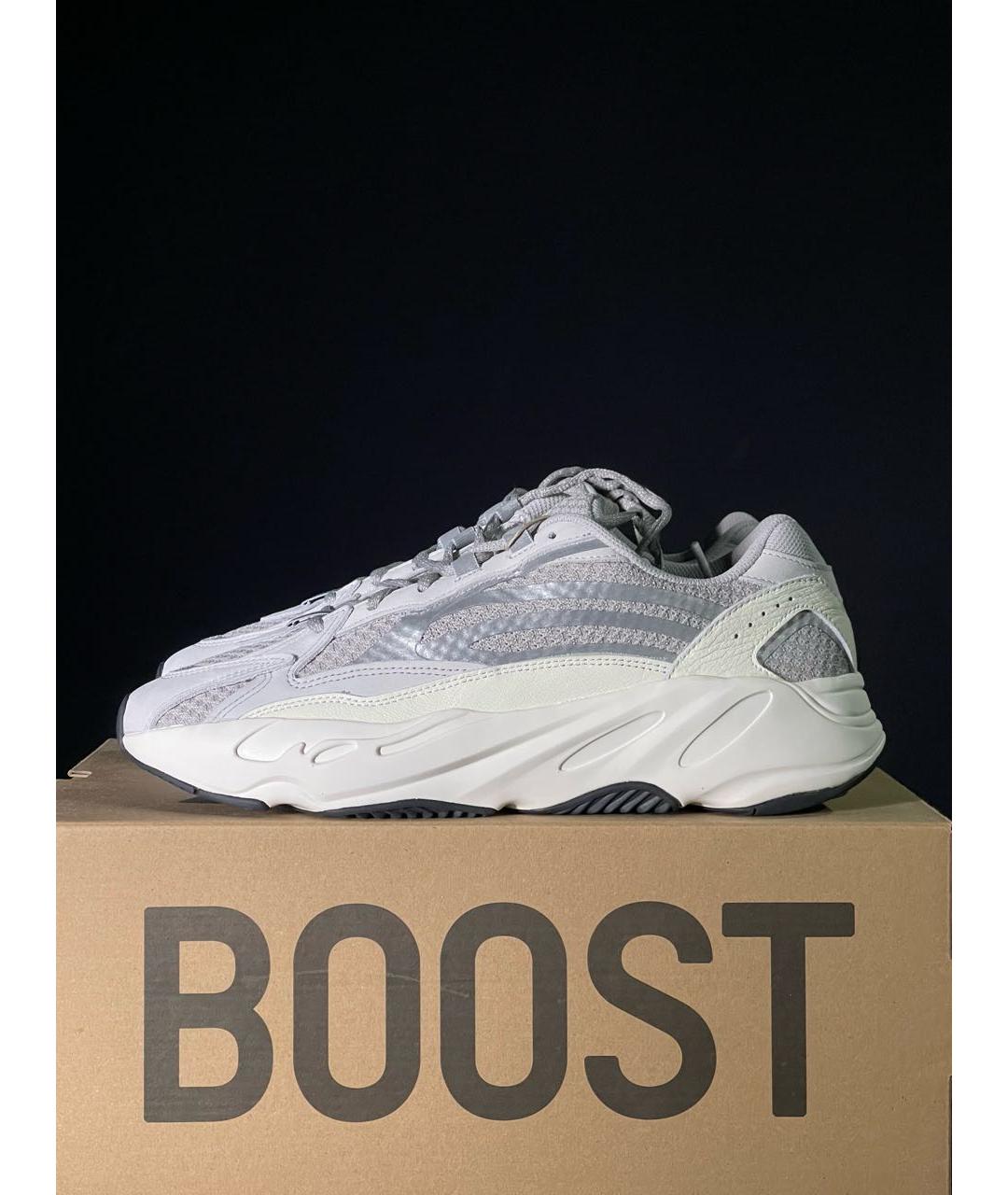 Yeezy 700 sale static restock