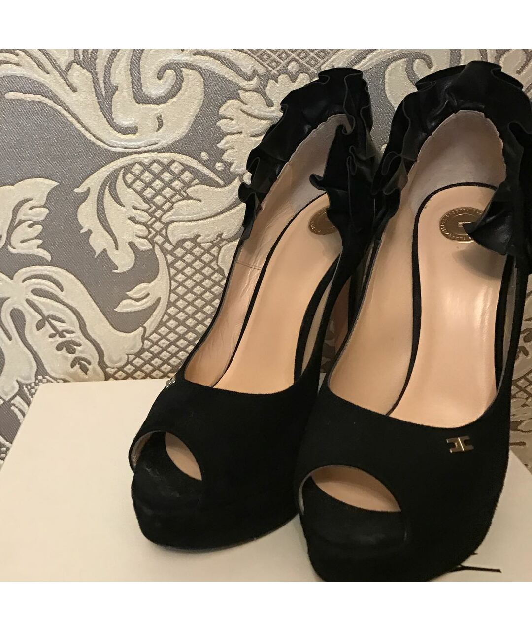 ELISABETTA FRANCHI Черные замшевые туфли, фото 2