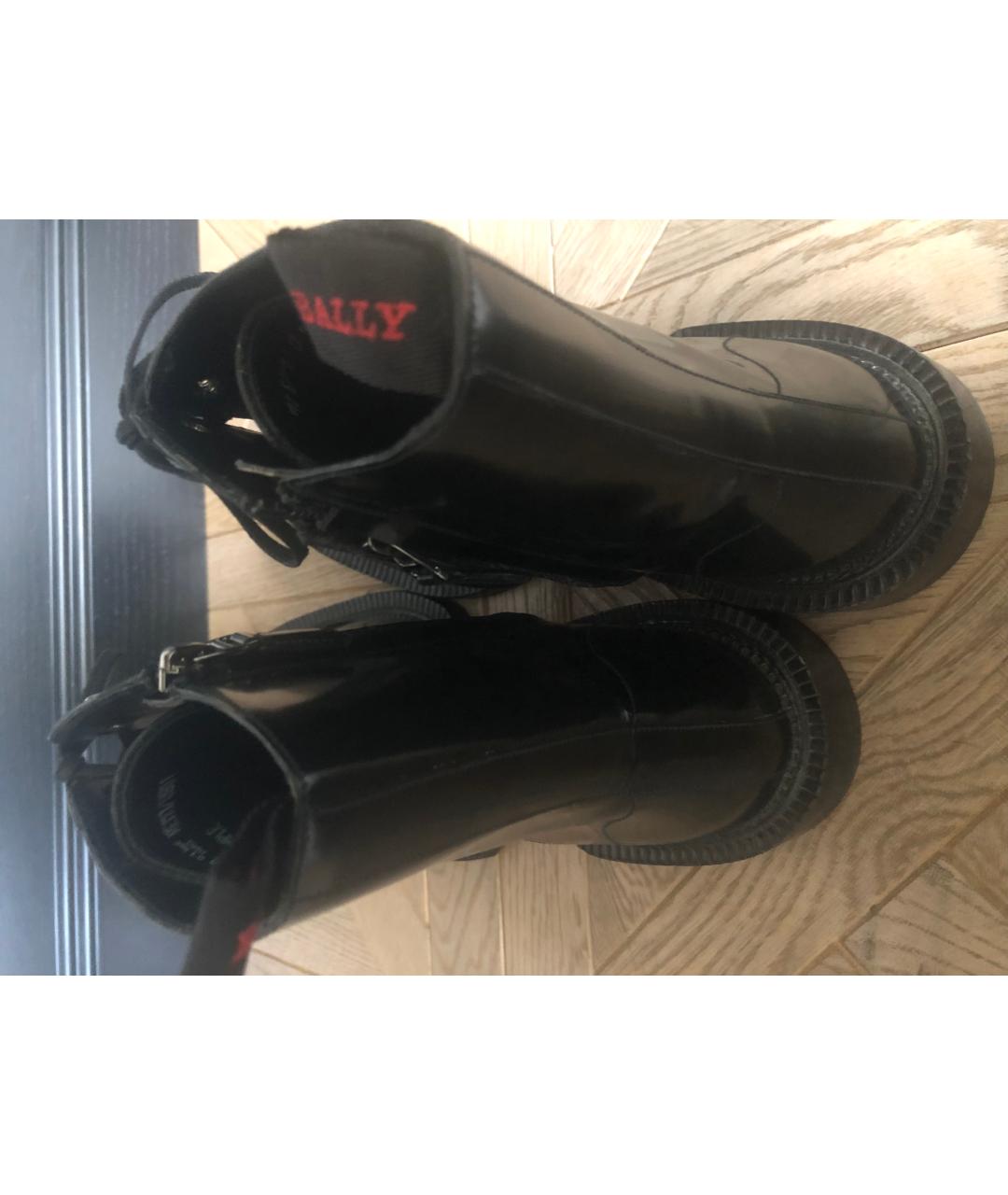 BALLY Черные высокие ботинки из лакированной кожи, фото 4