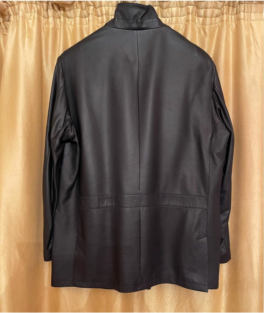 LORO PIANA Черная кожаная куртка, фото 2