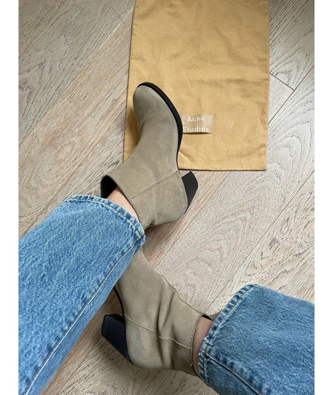 ACNE STUDIOS Бежевые замшевые ботильоны, фото 6