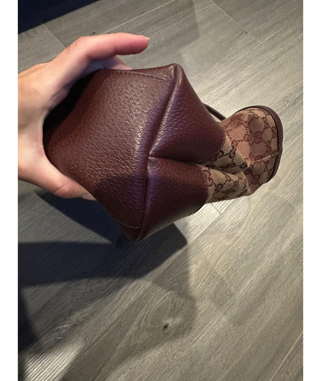 GUCCI Коричневая кожаная сумка с короткими ручками, фото 2