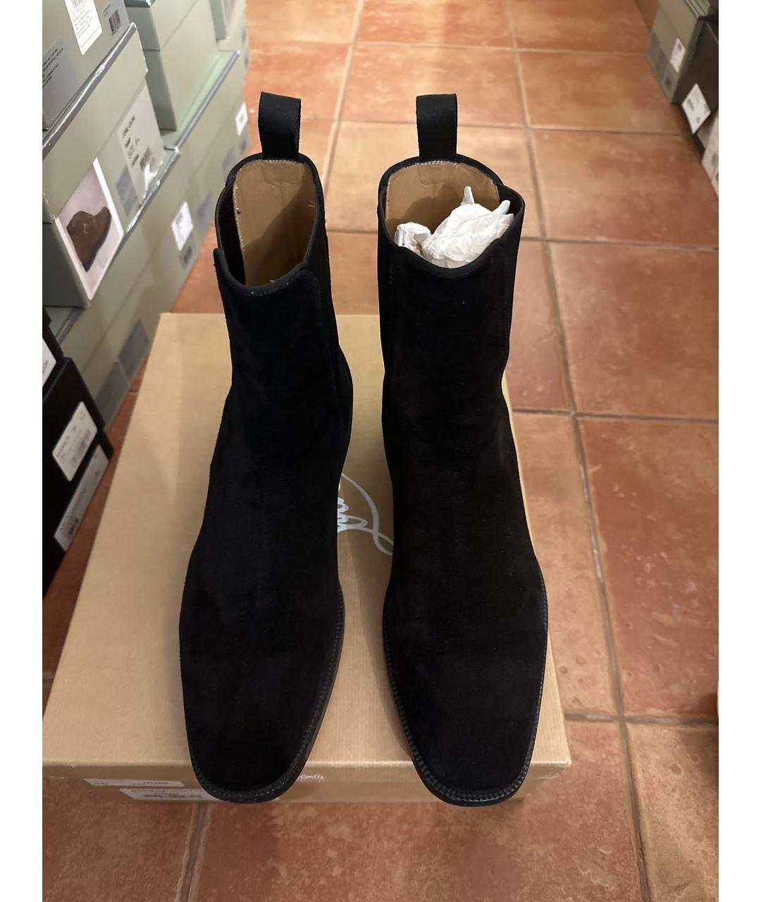 CHRISTIAN LOUBOUTIN Черные замшевые высокие ботинки, фото 2